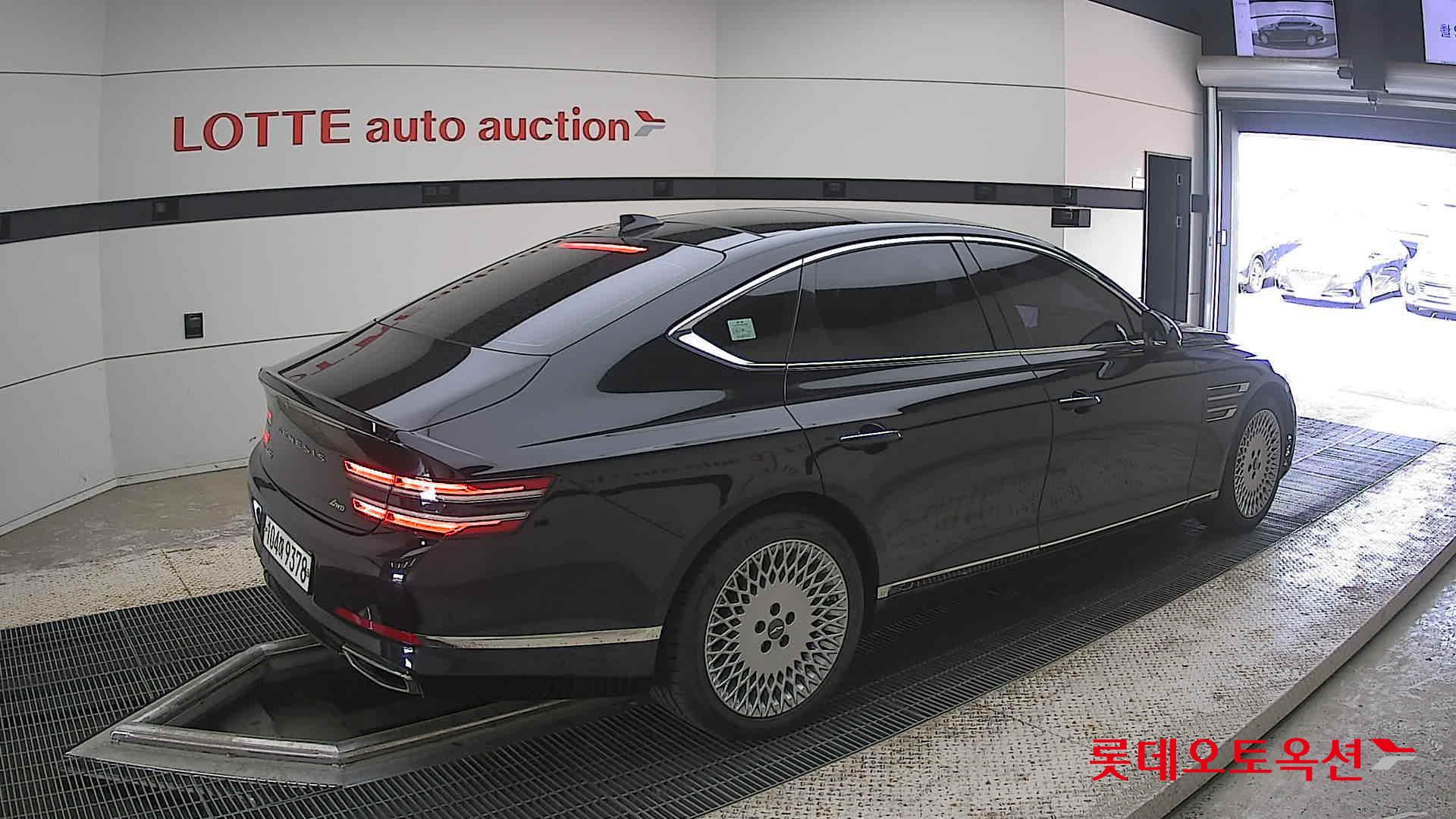 2021 - genesis g80