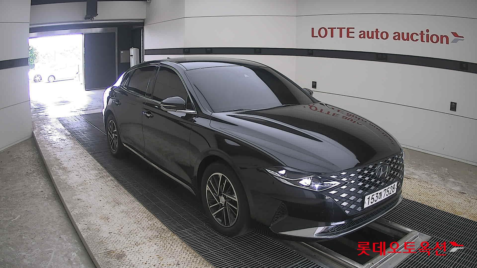2021 - hyundai grandeur