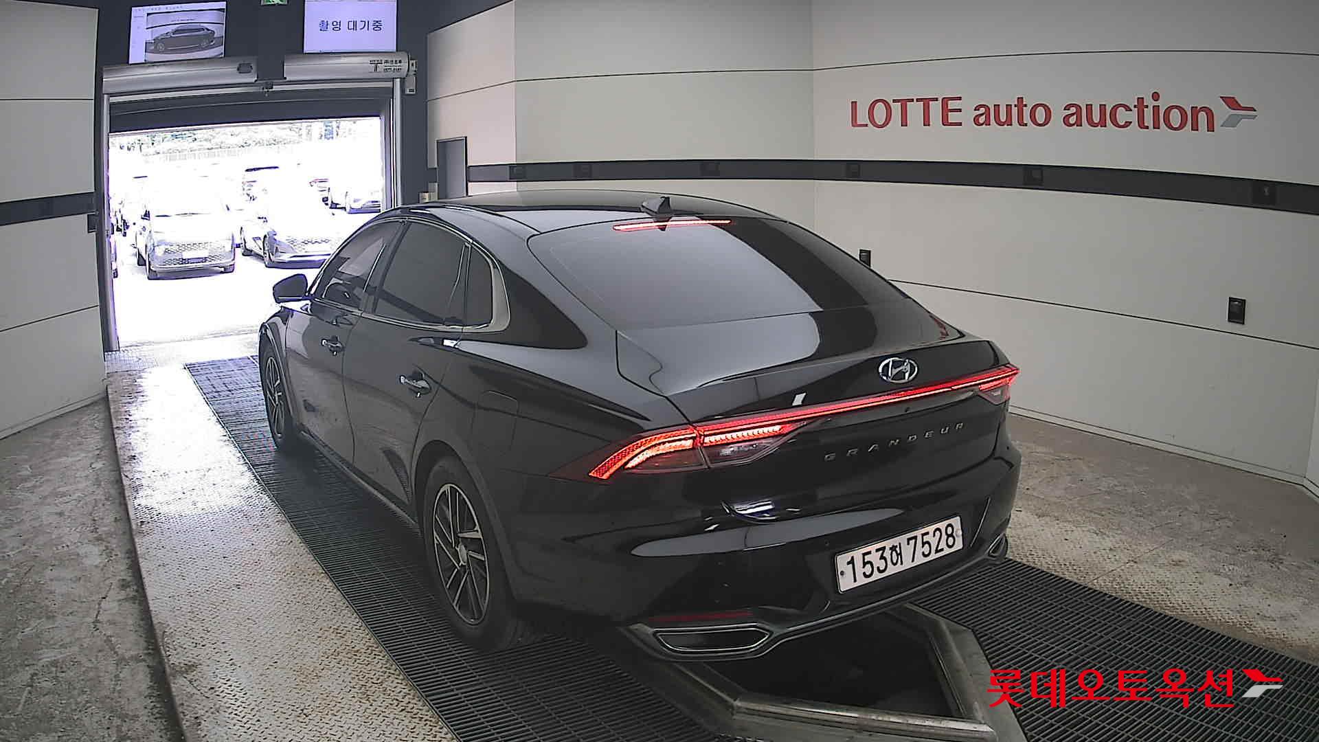 2021 - hyundai grandeur