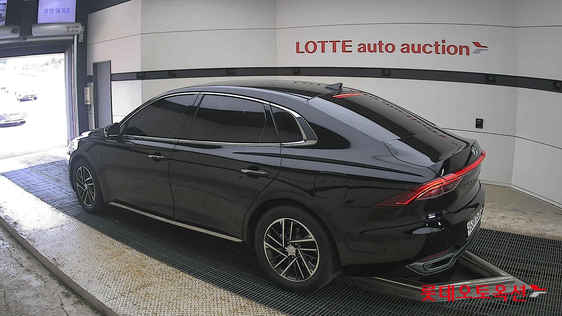 2021 - hyundai grandeur