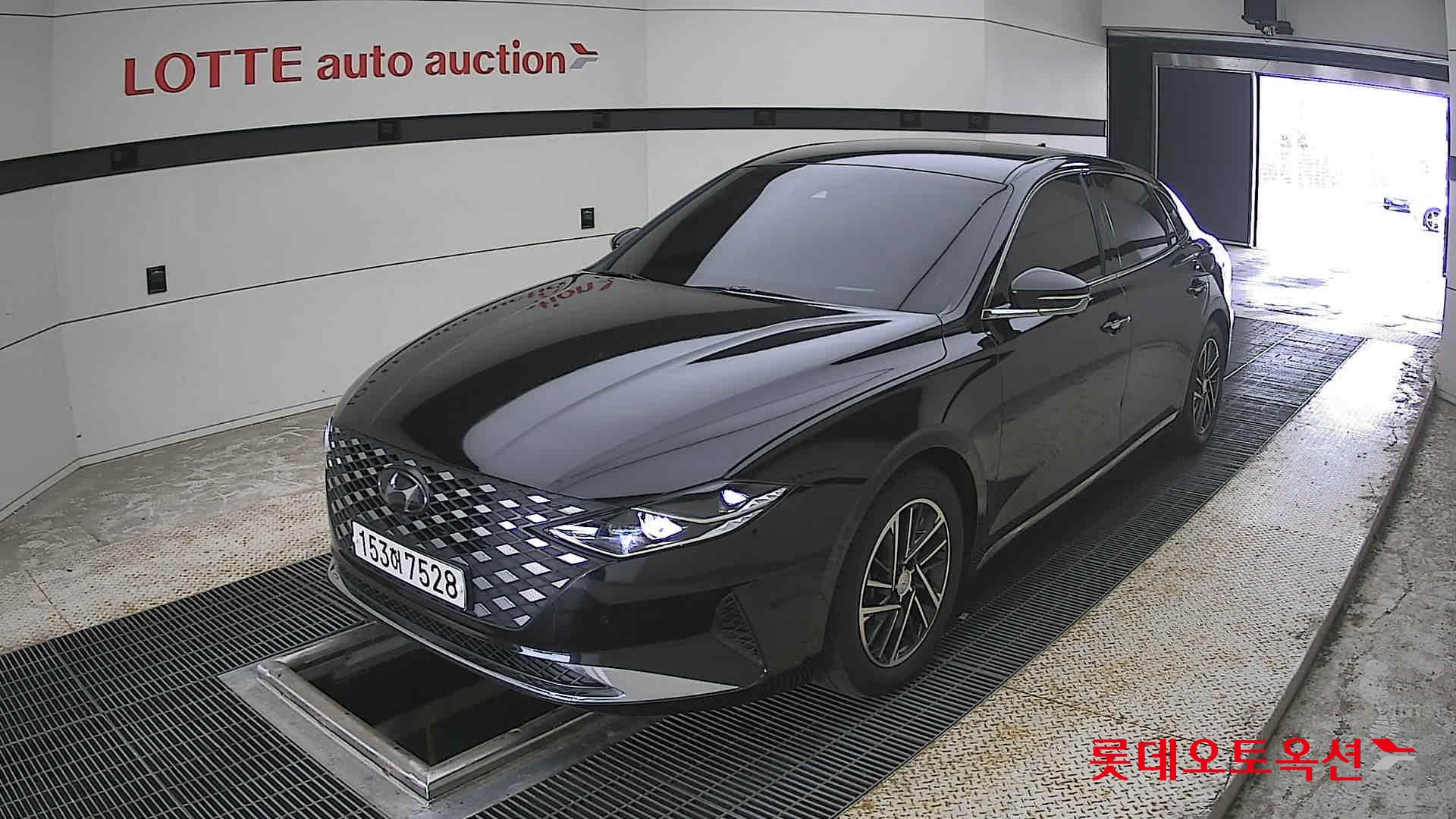 2021 - hyundai grandeur