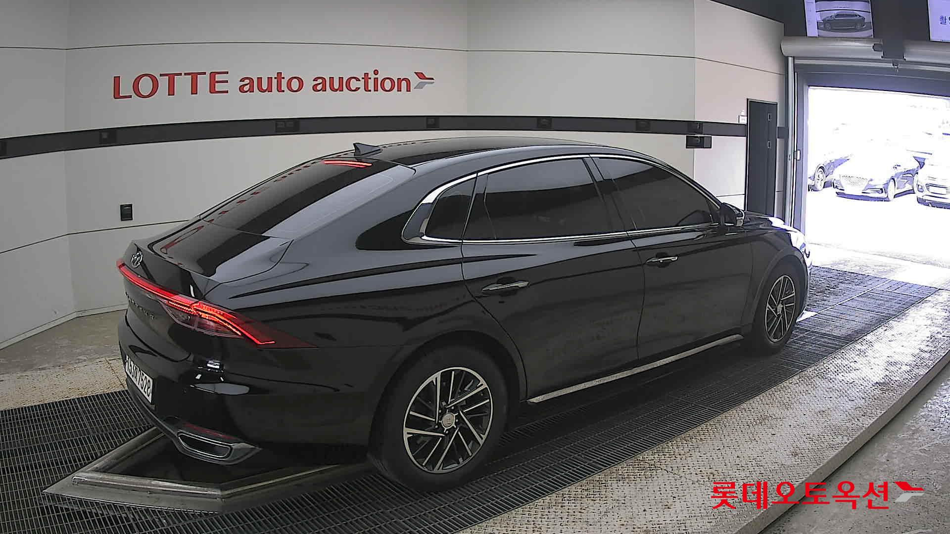 2021 - hyundai grandeur
