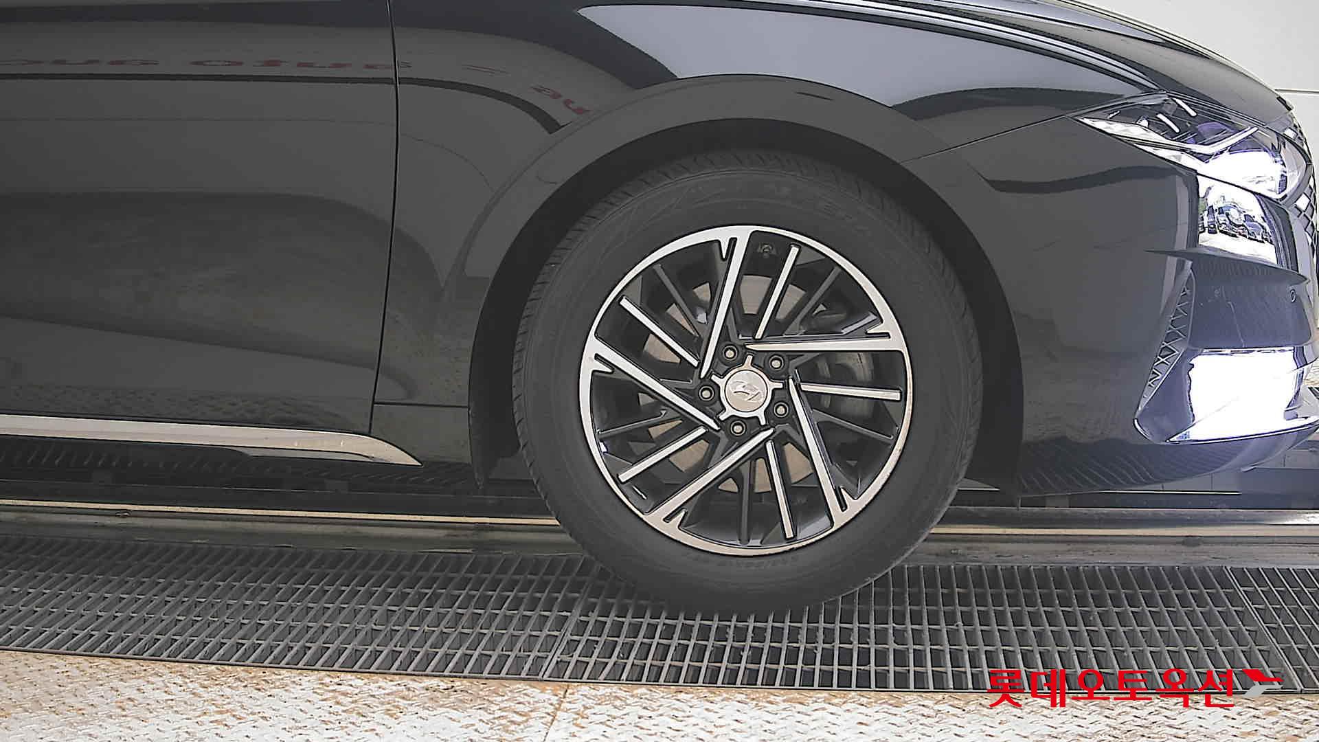 2021 - hyundai grandeur
