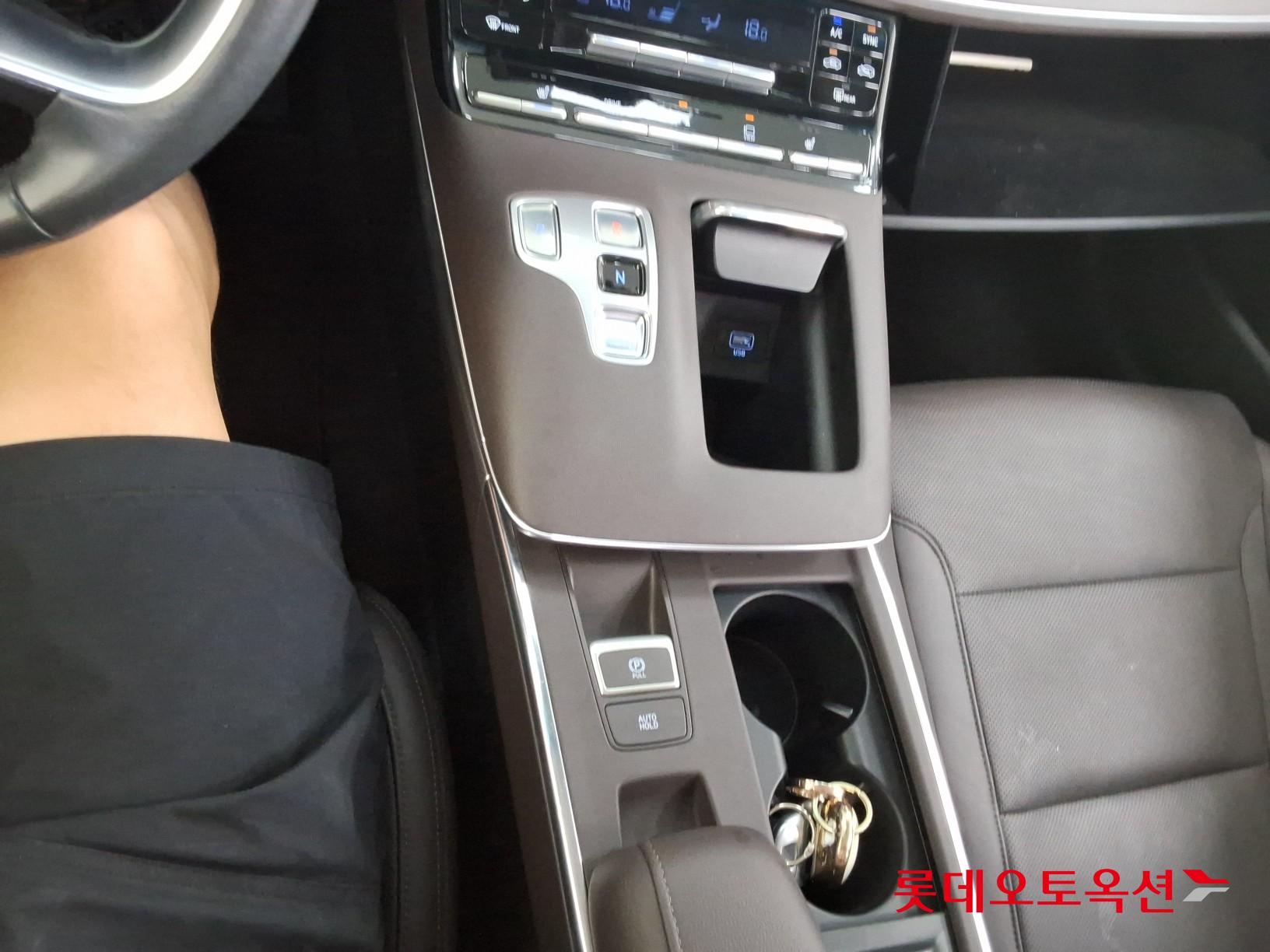 2021 - hyundai grandeur