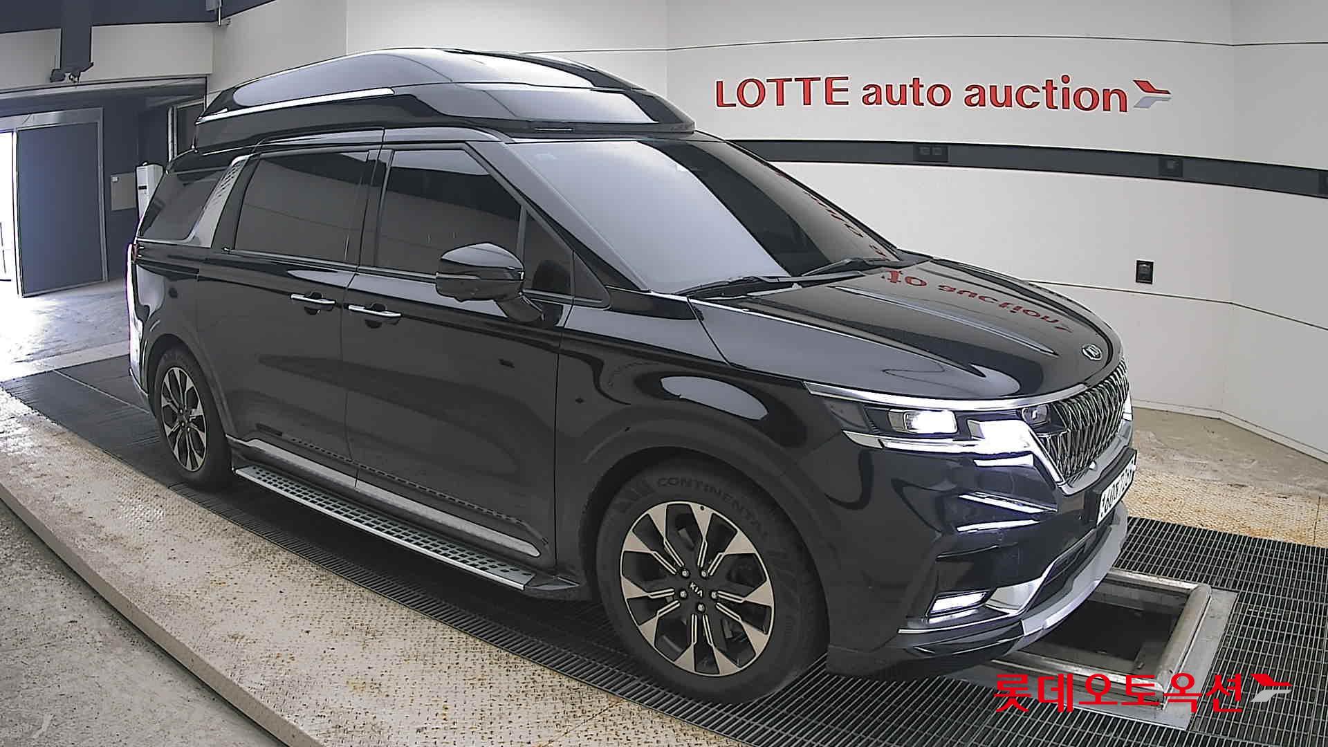 2021 - kia carnival