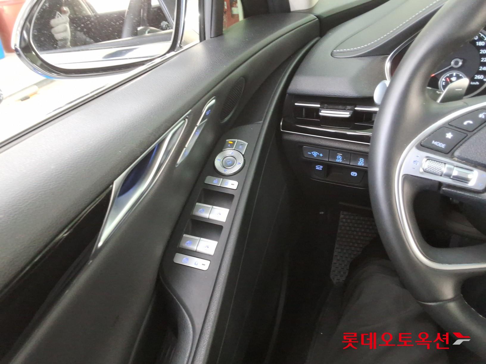 2024 - genesis g80