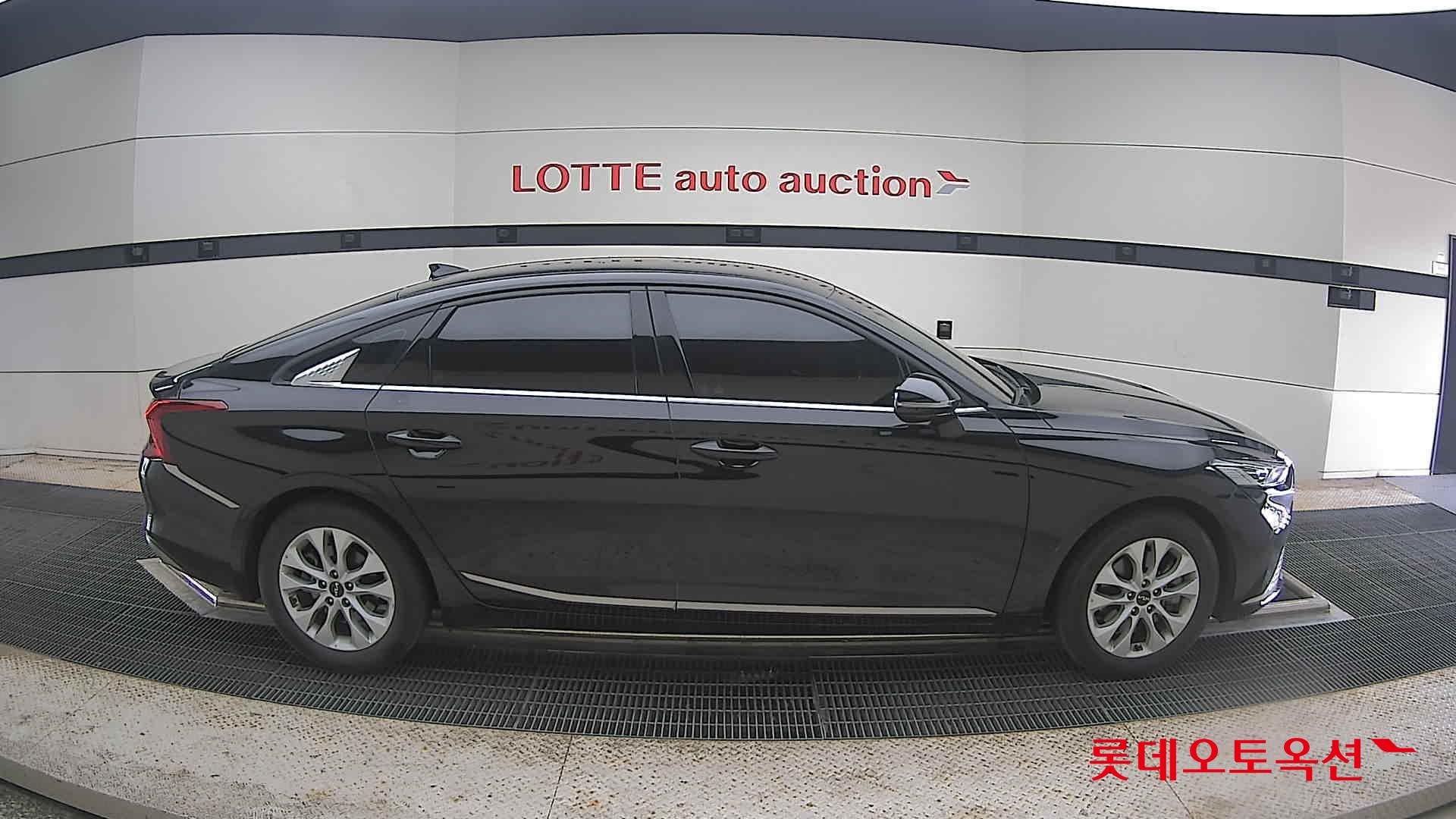 2024 - kia k8