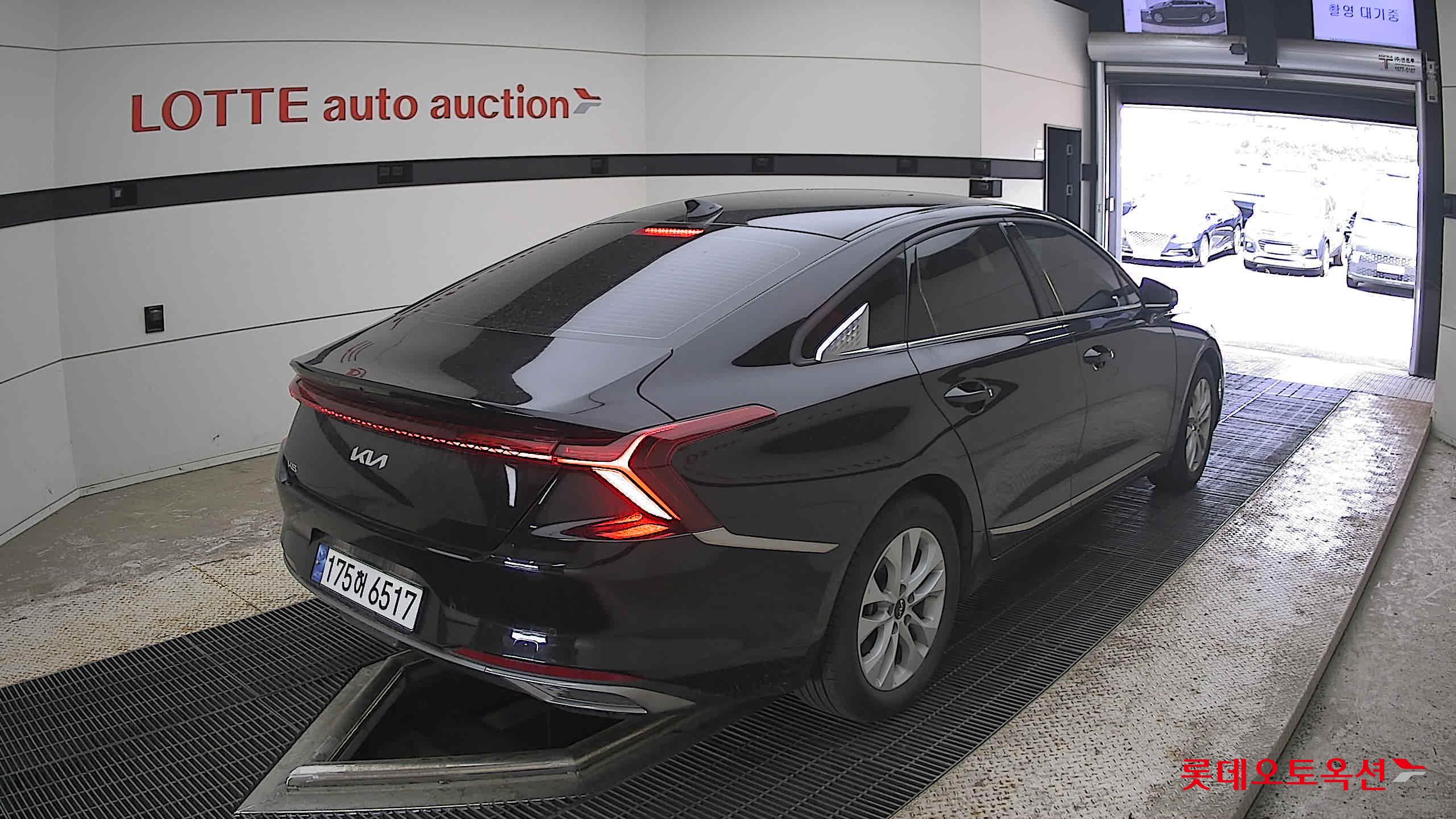 2024 - kia k8