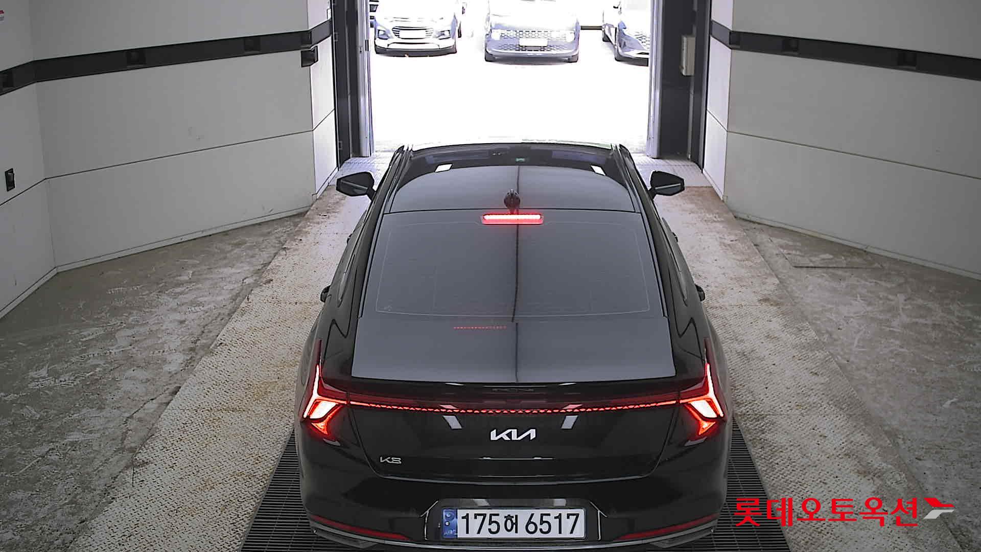 2024 - kia k8