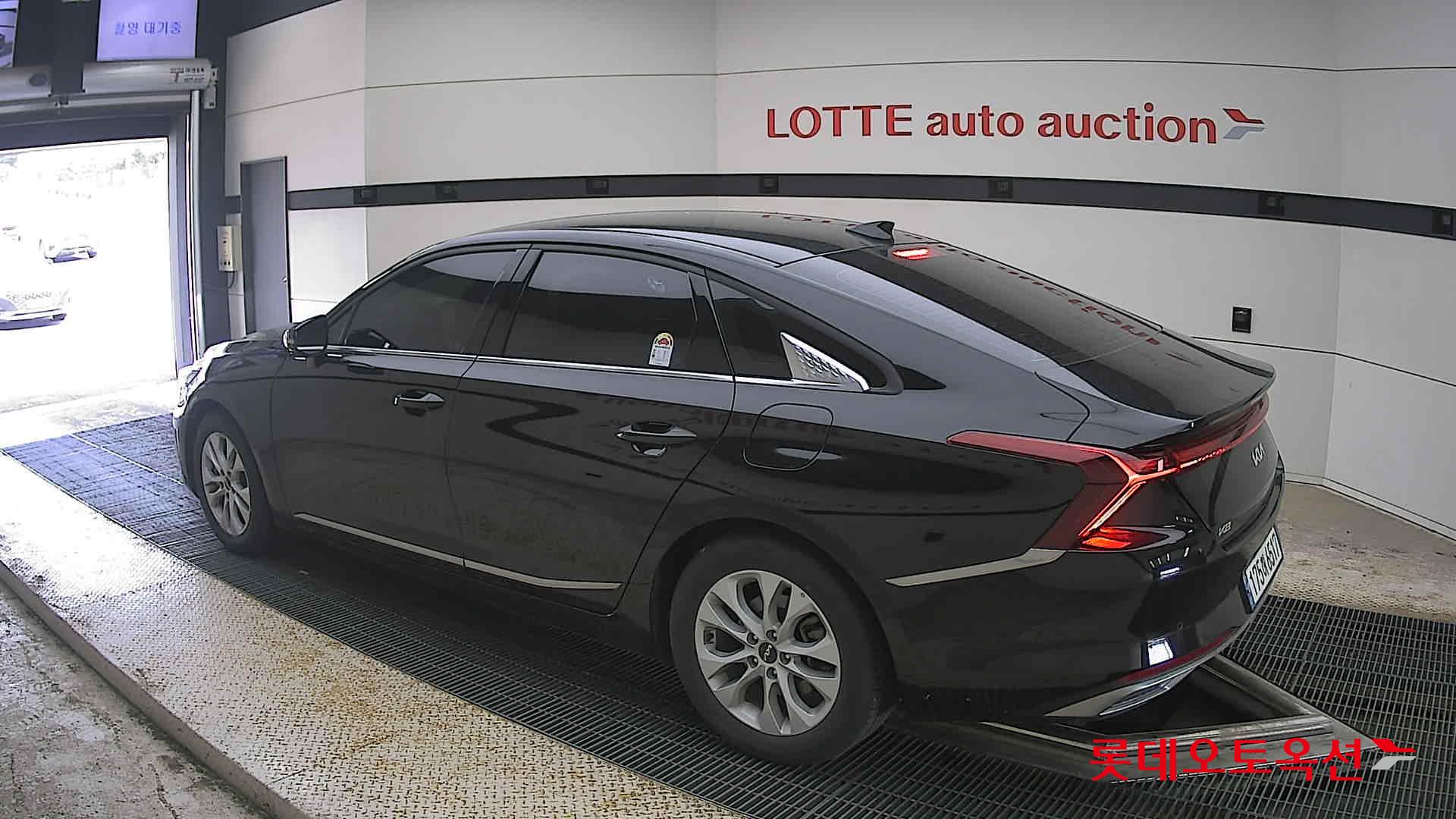 2024 - kia k8