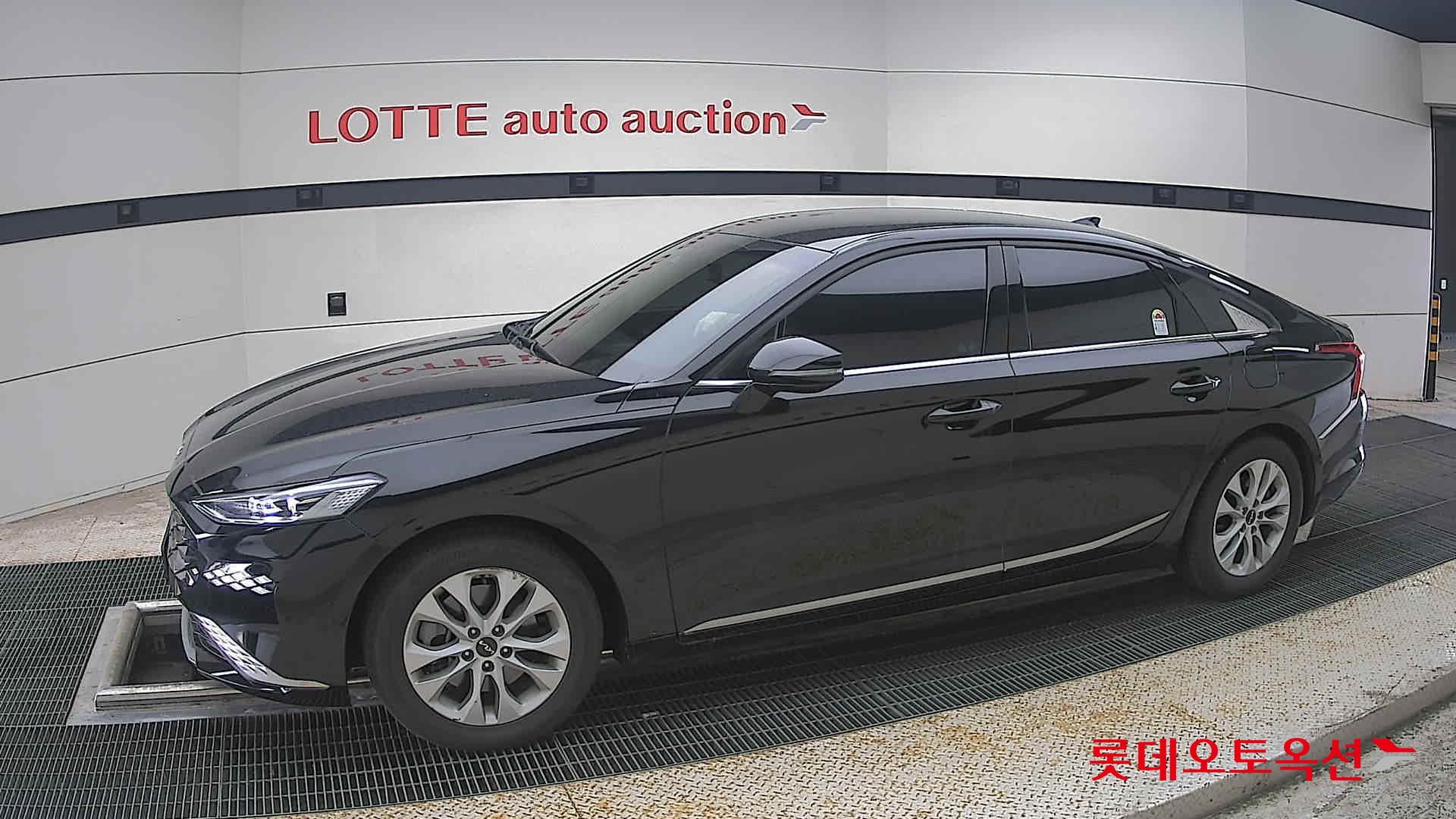 2024 - kia k8