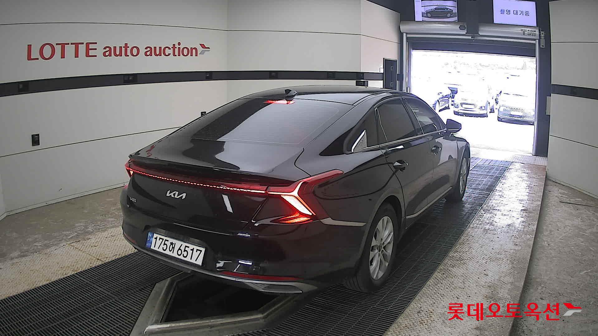 2024 - kia k8