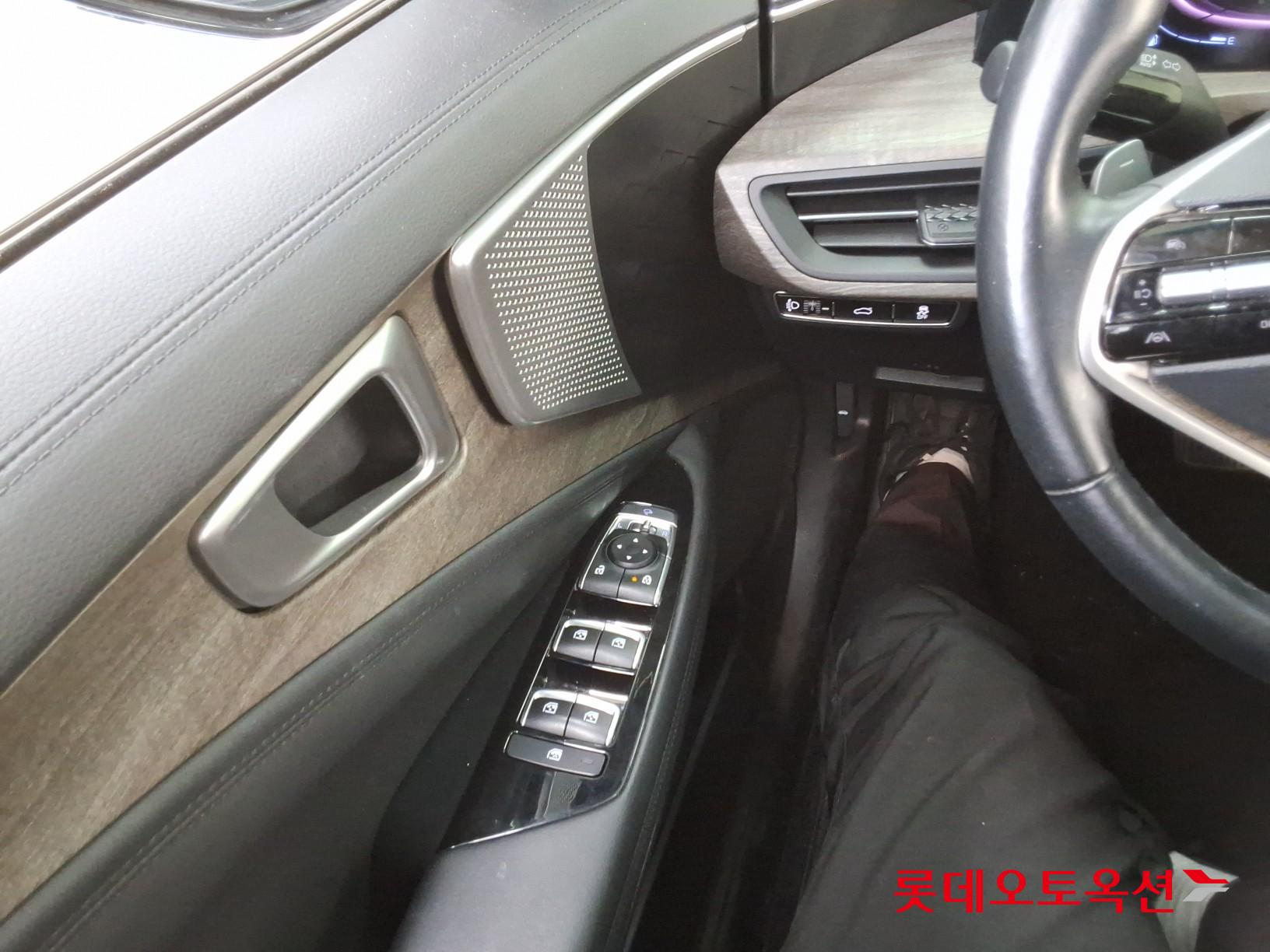 2024 - kia k8