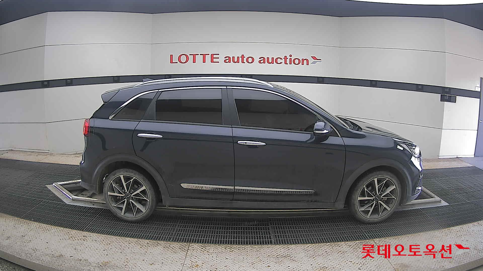 2022 - kia niro