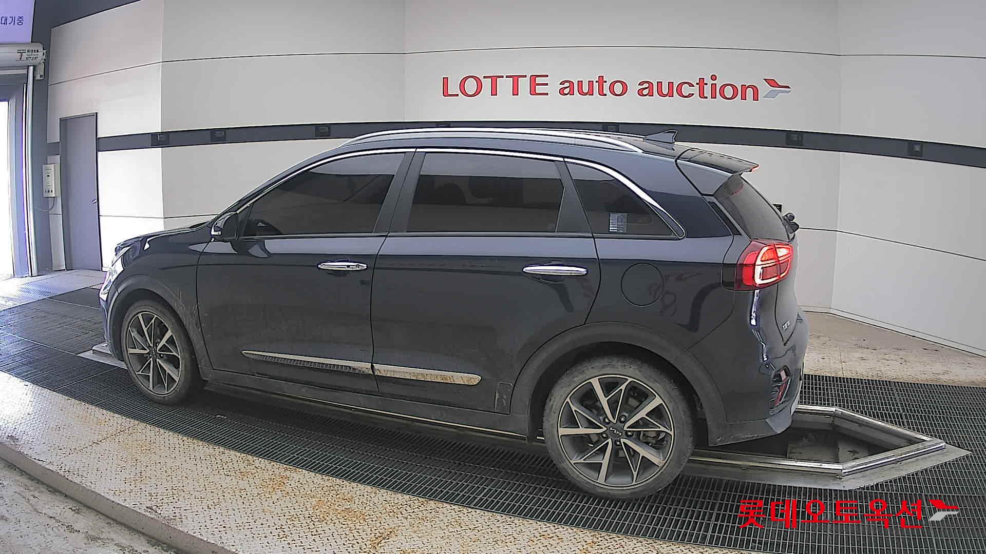 2022 - kia niro