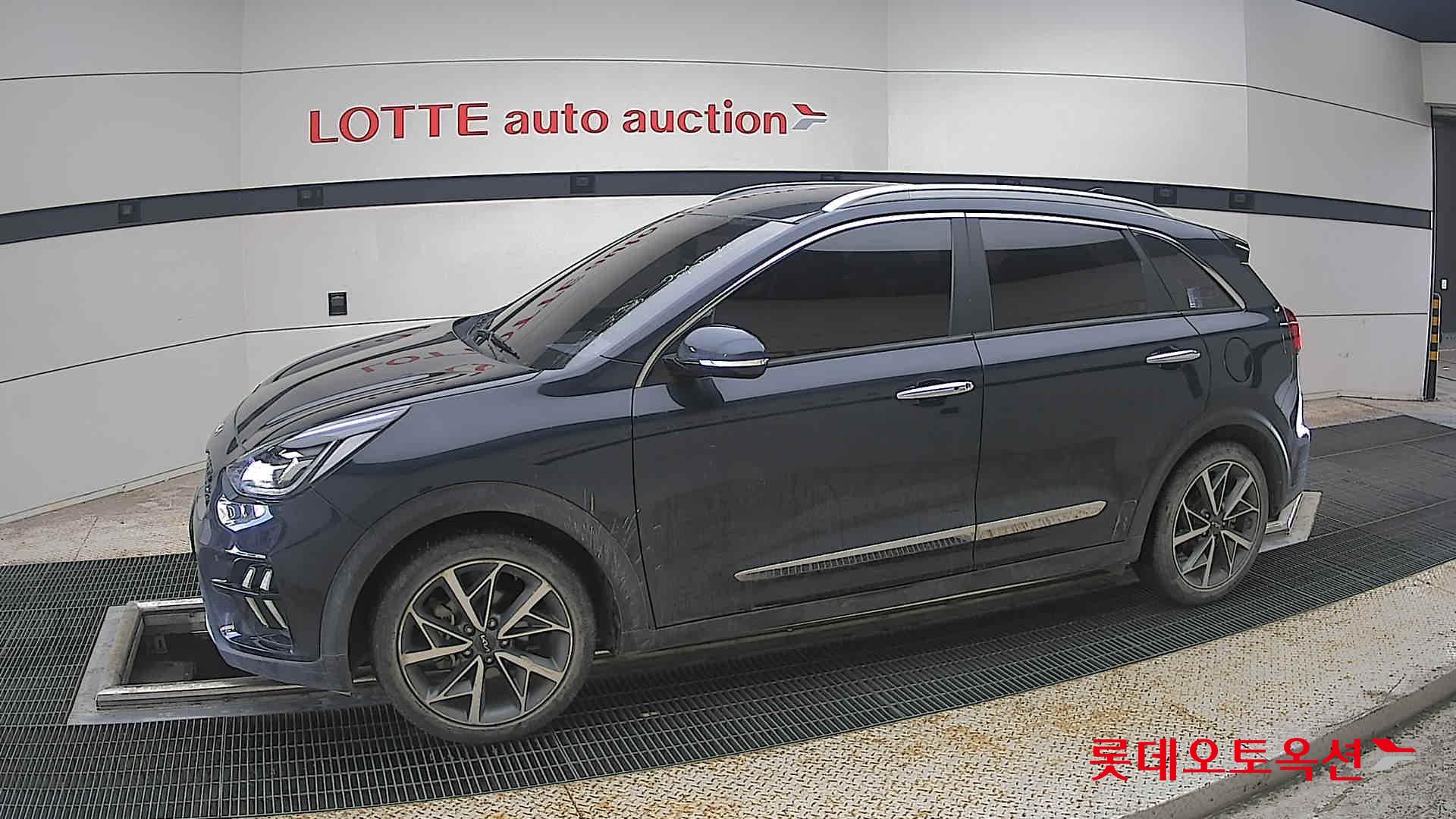 2022 - kia niro