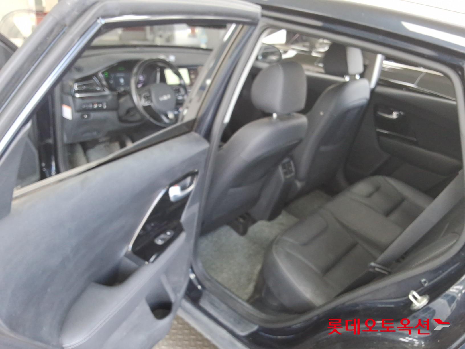 2022 - kia niro
