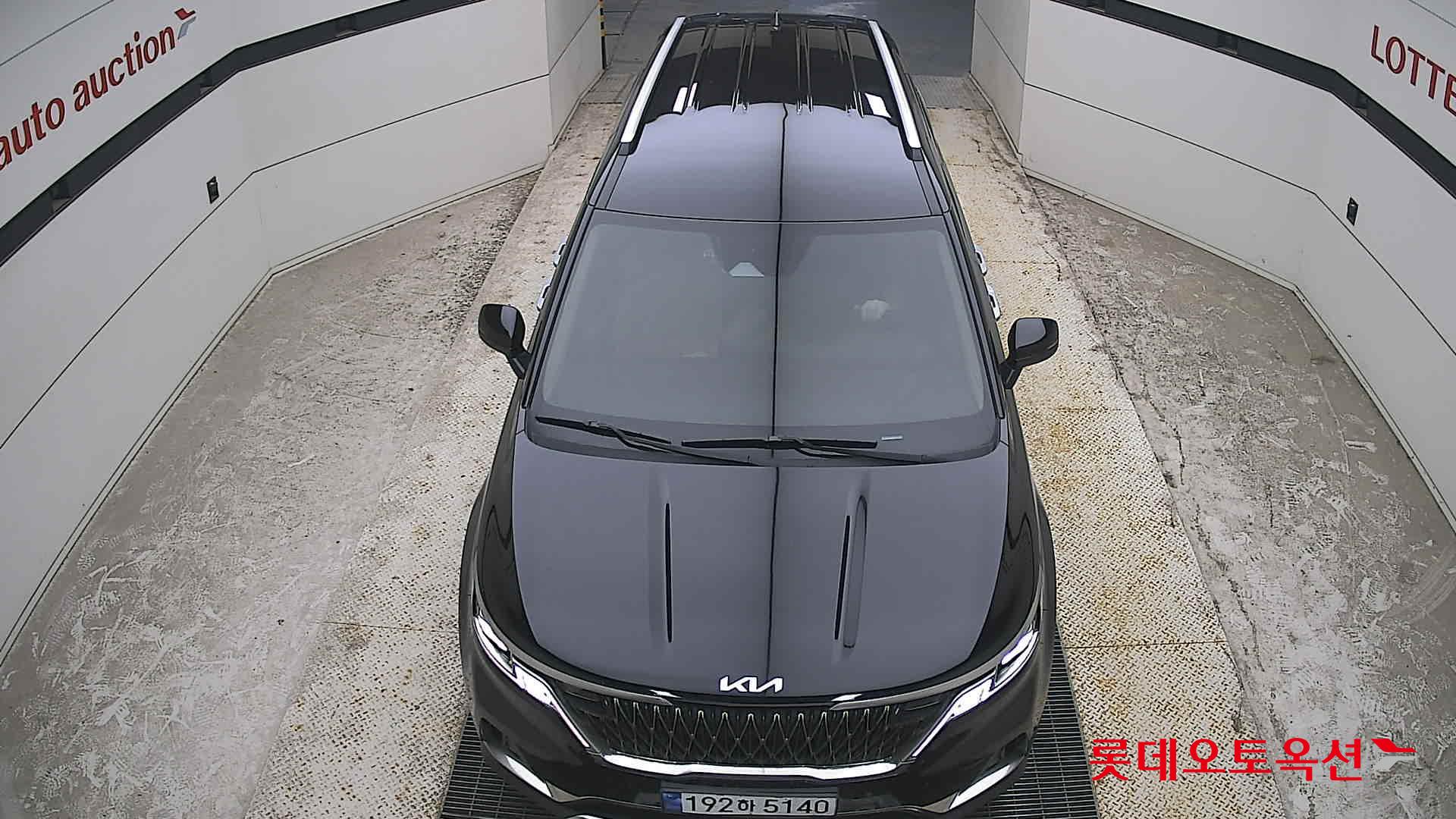 2023 - kia carnival