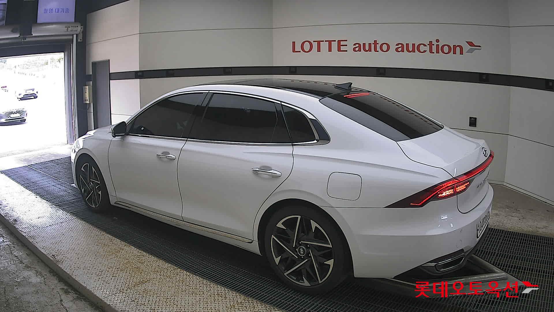 2020 - hyundai grandeur