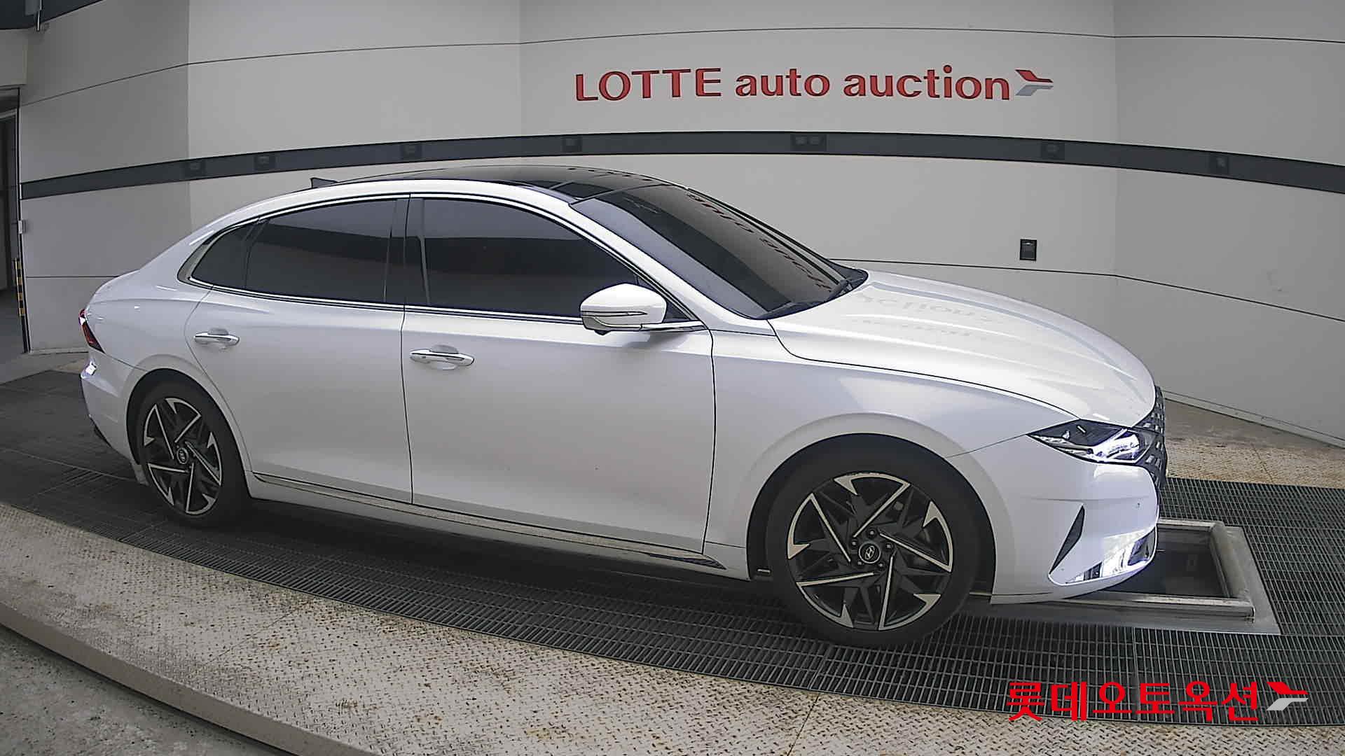 2020 - hyundai grandeur