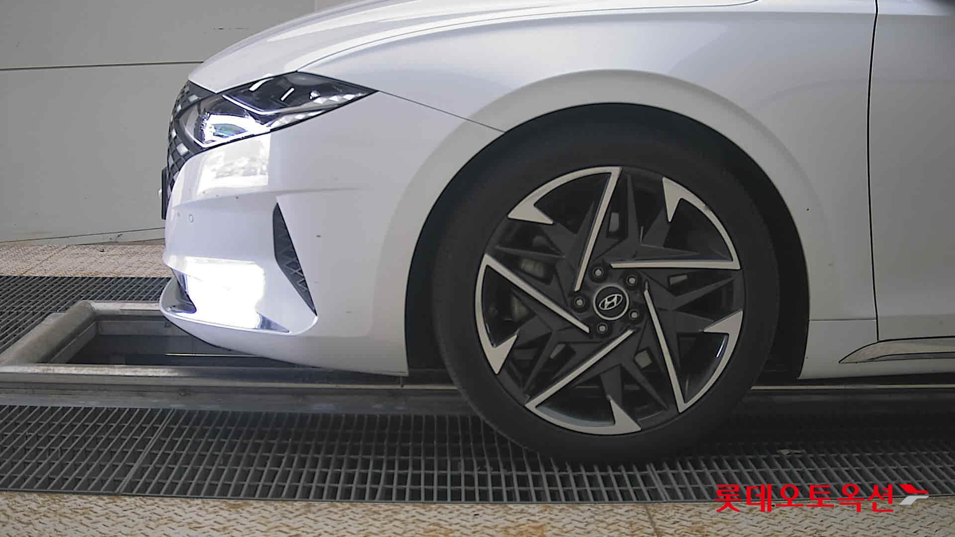 2020 - hyundai grandeur