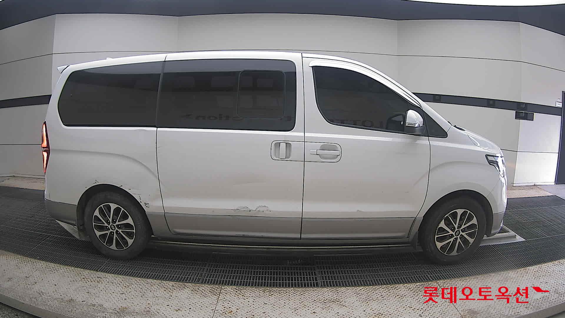 2020 - hyundai grand starex