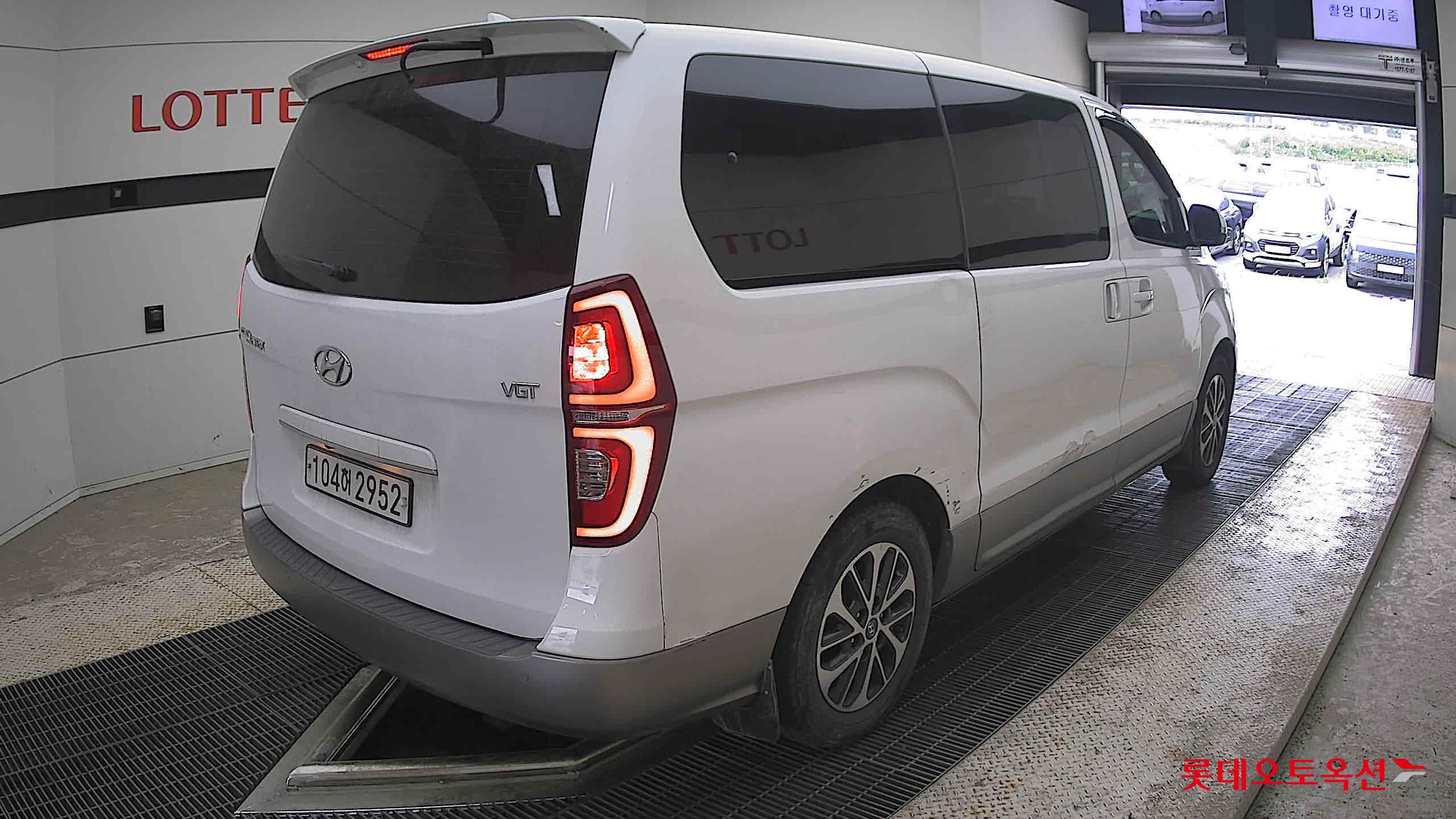 2020 - hyundai grand starex