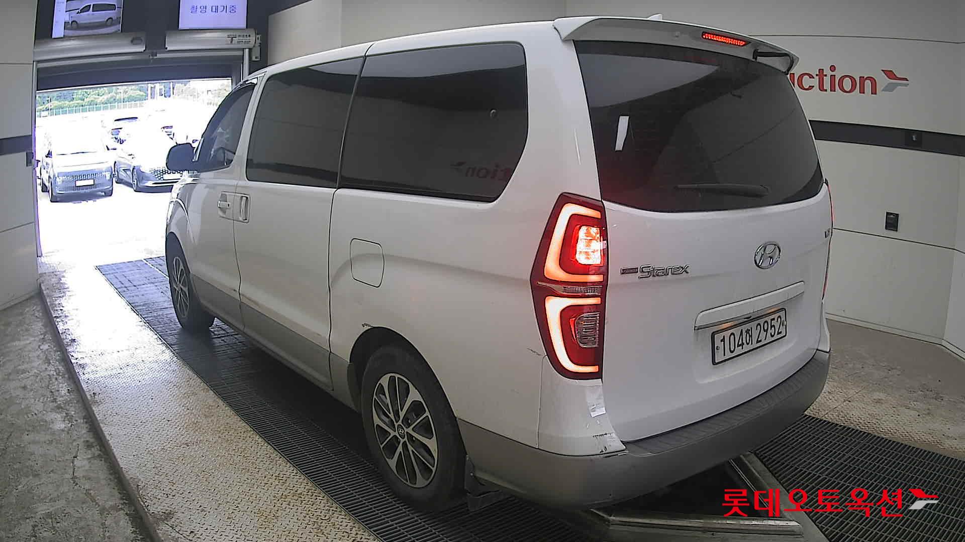 2020 - hyundai grand starex