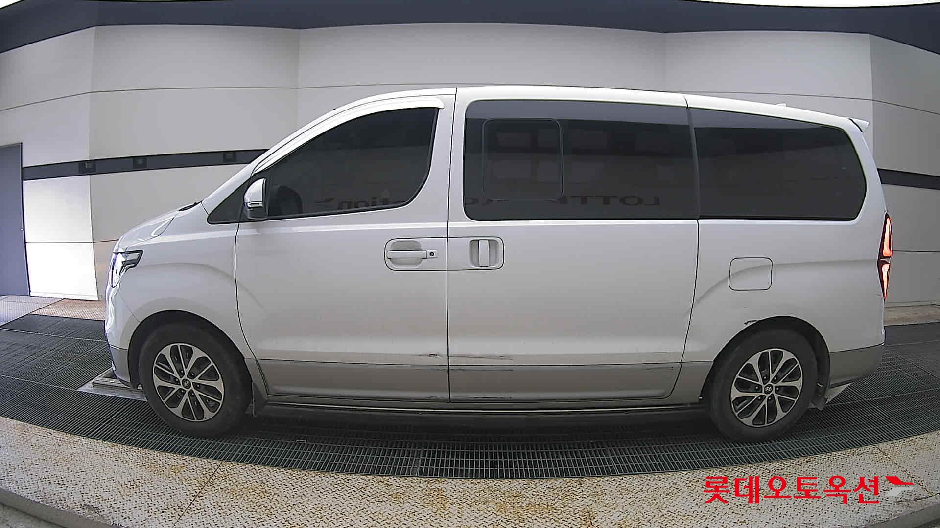 2020 - hyundai grand starex