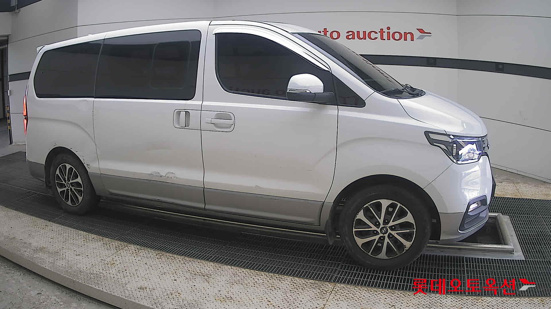2020 - hyundai grand starex
