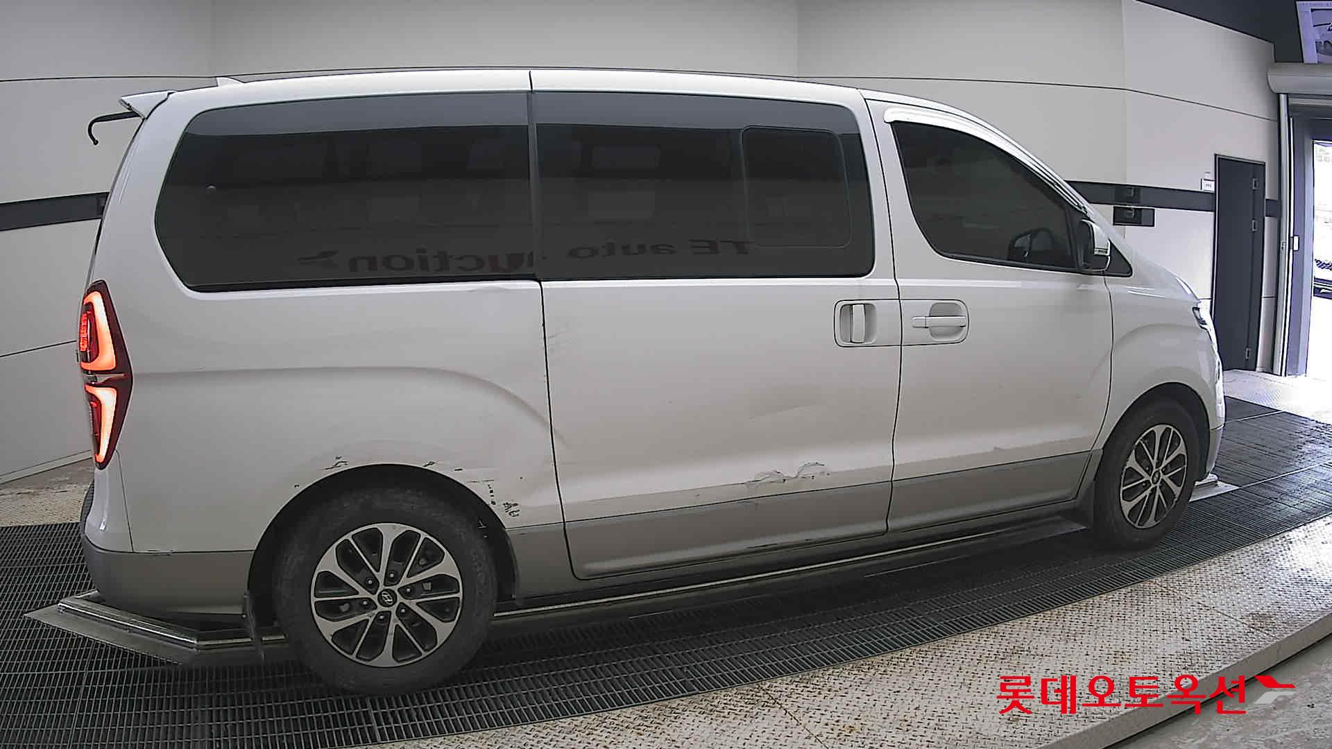 2020 - hyundai grand starex