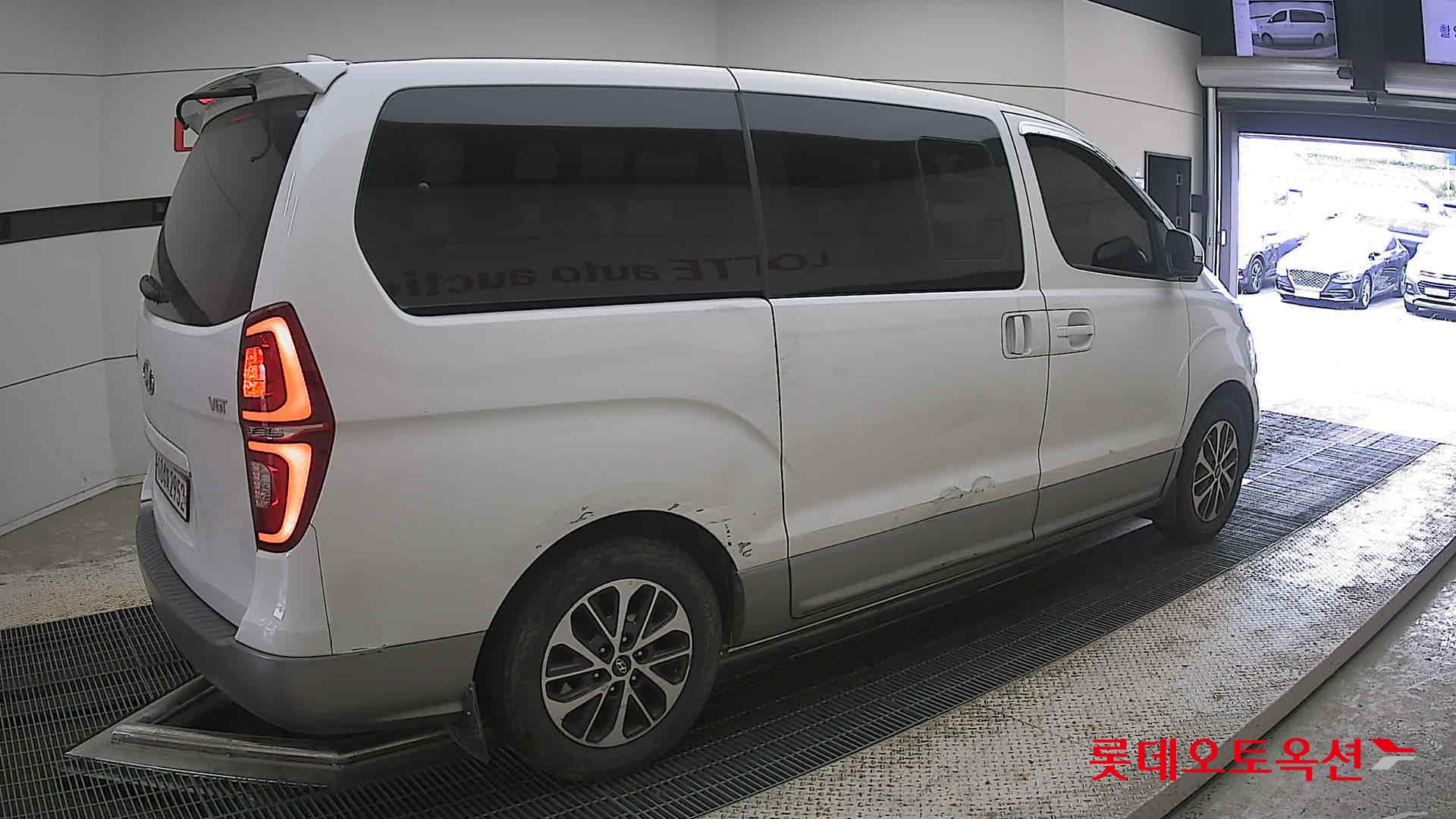 2020 - hyundai grand starex