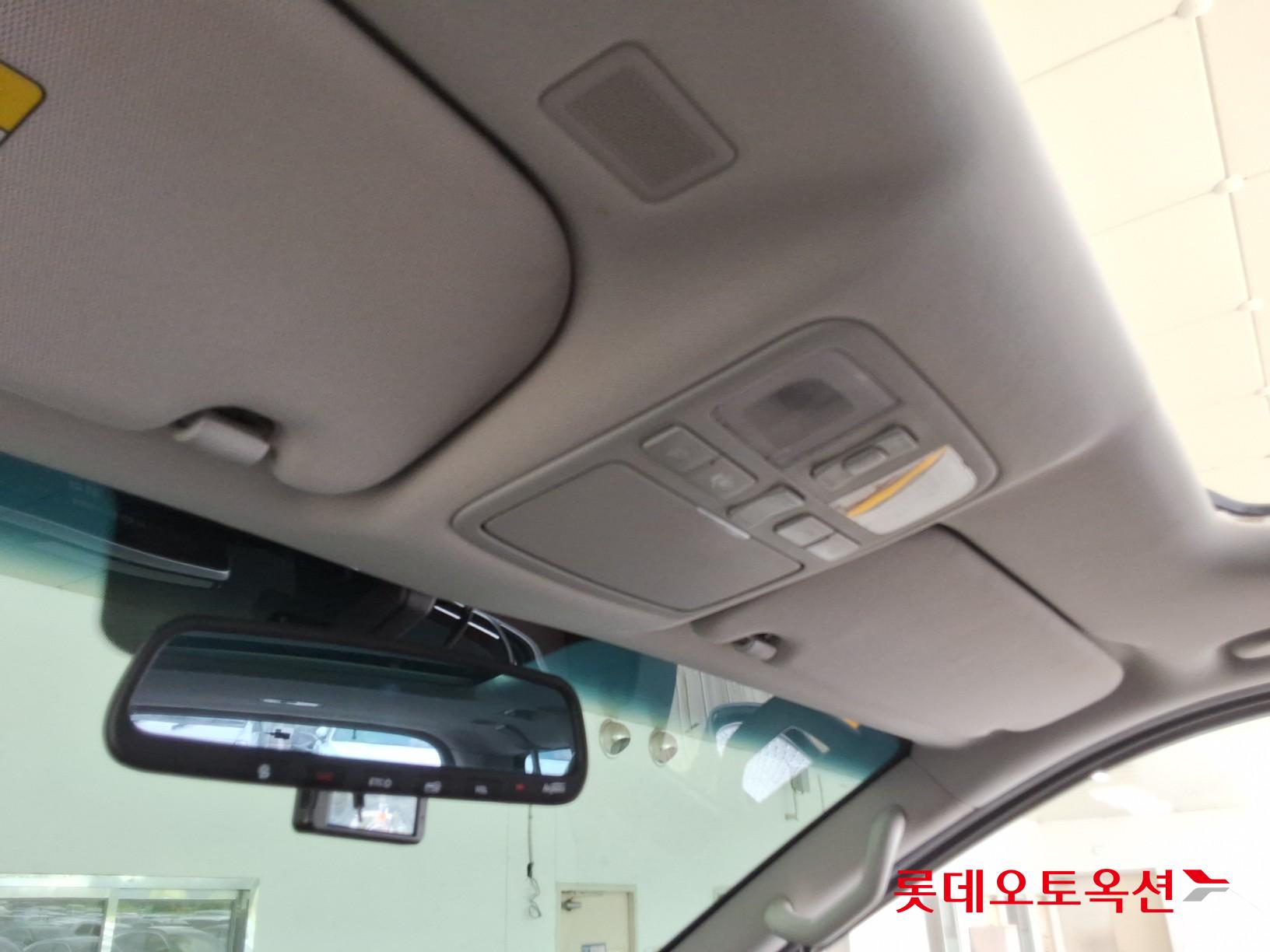 2020 - hyundai grand starex