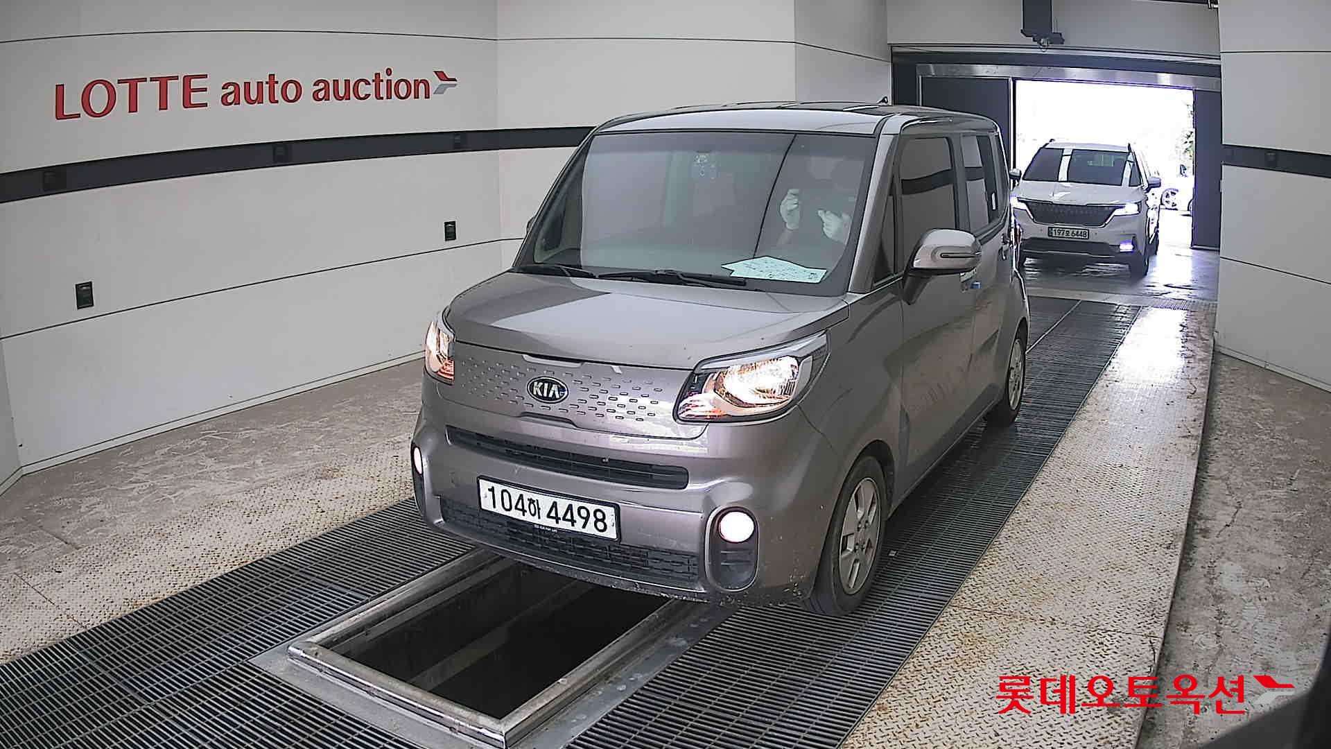 2020 - kia ray