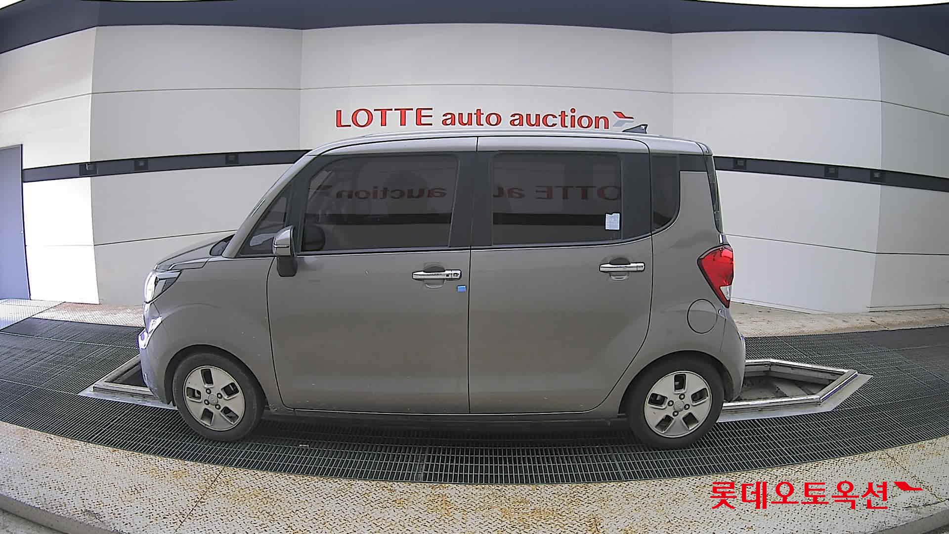2020 - kia ray