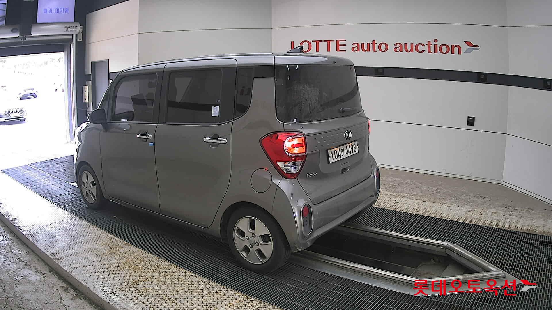 2020 - kia ray