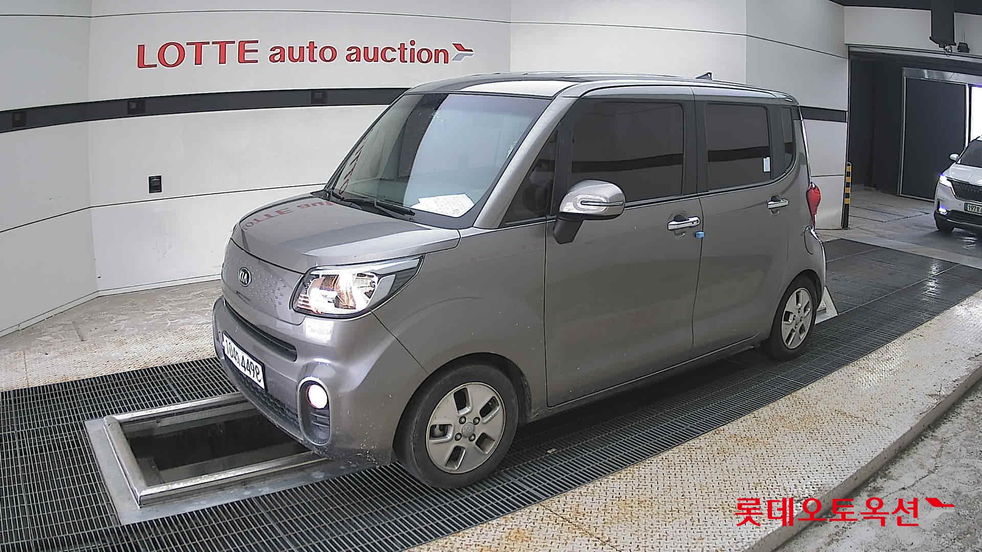 2020 - kia ray