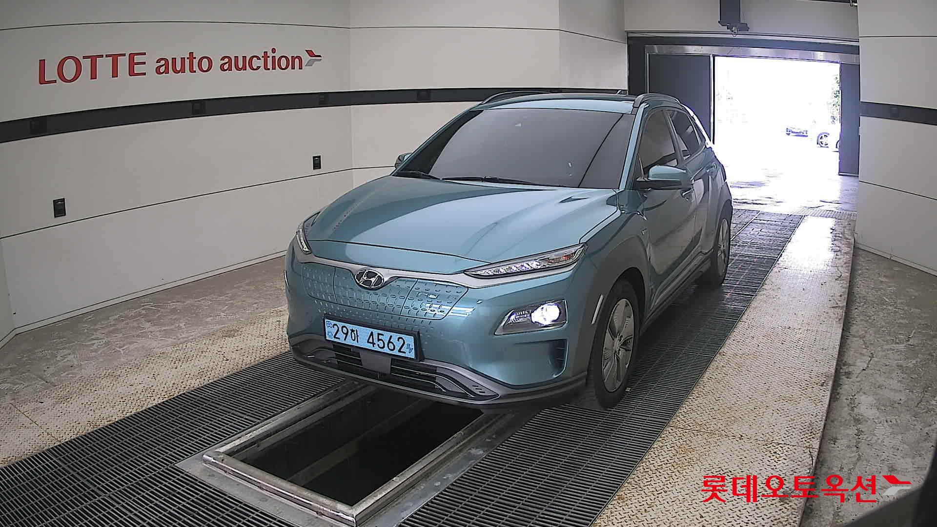2020 - hyundai kona