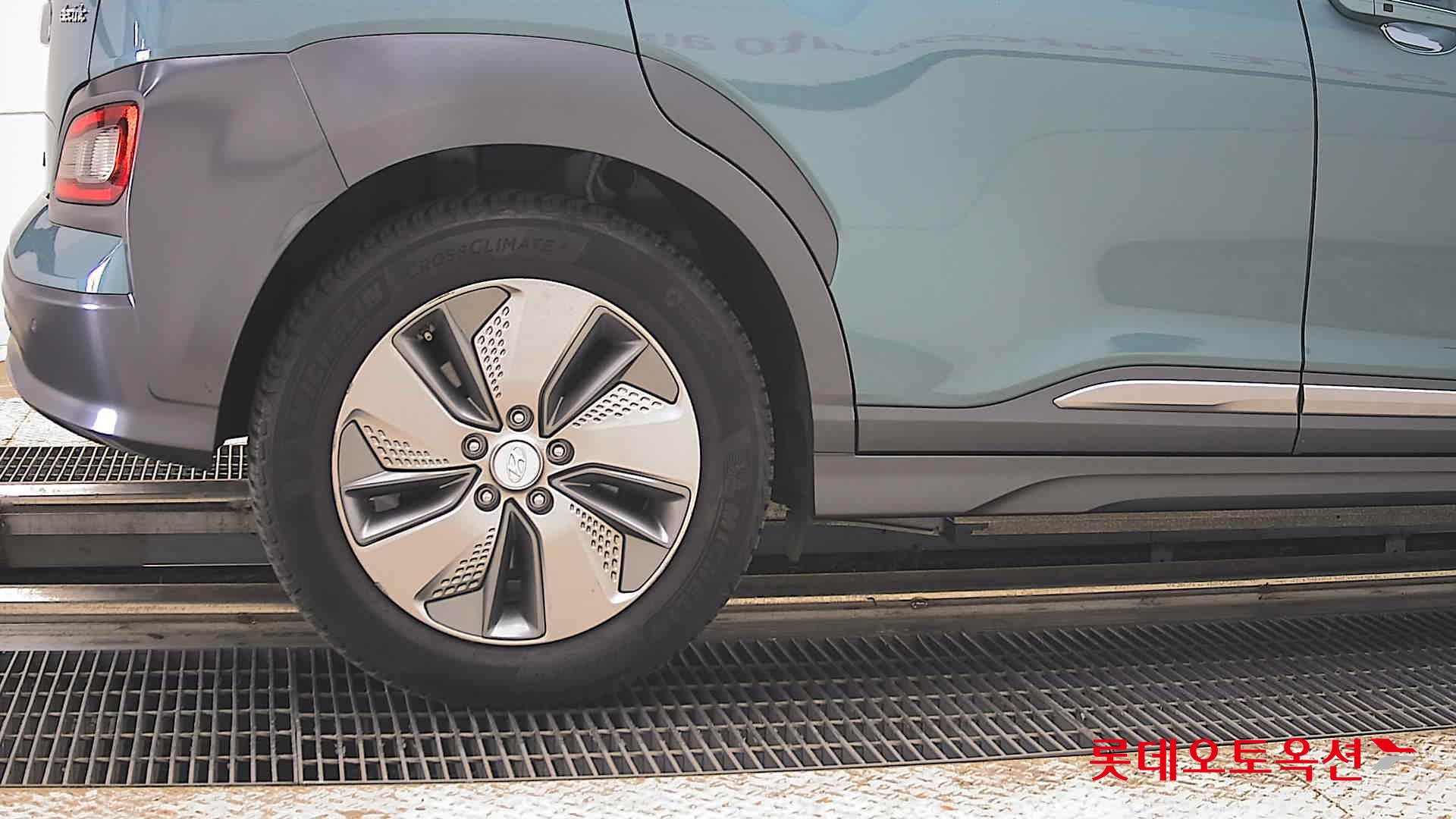 2020 - hyundai kona