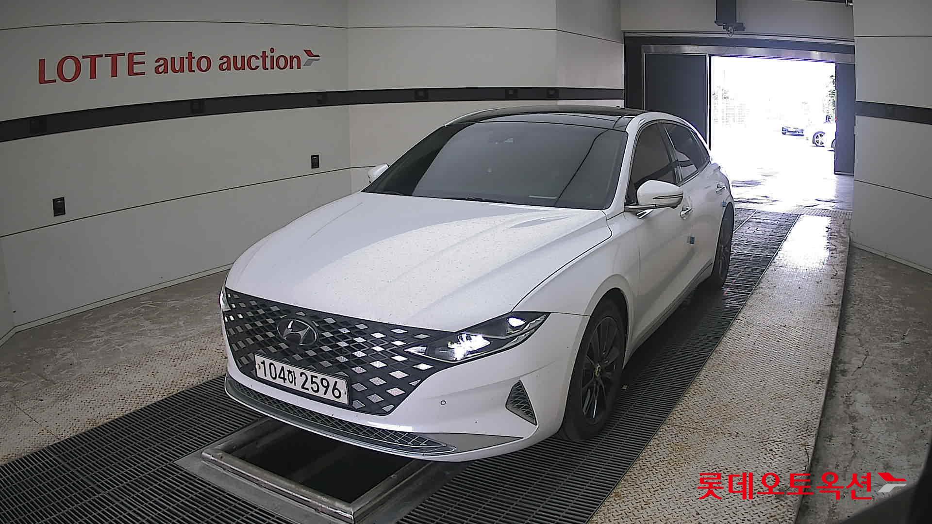 2020 - hyundai grandeur