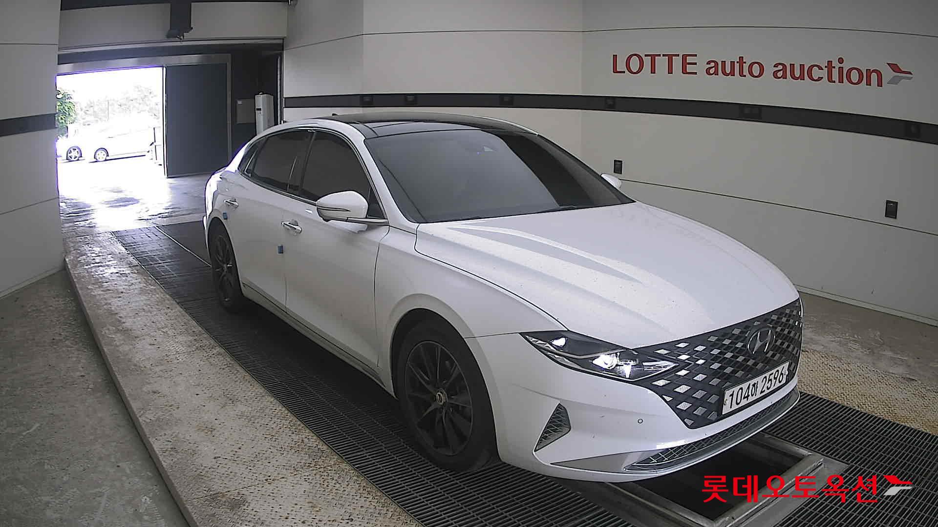 2020 - hyundai grandeur