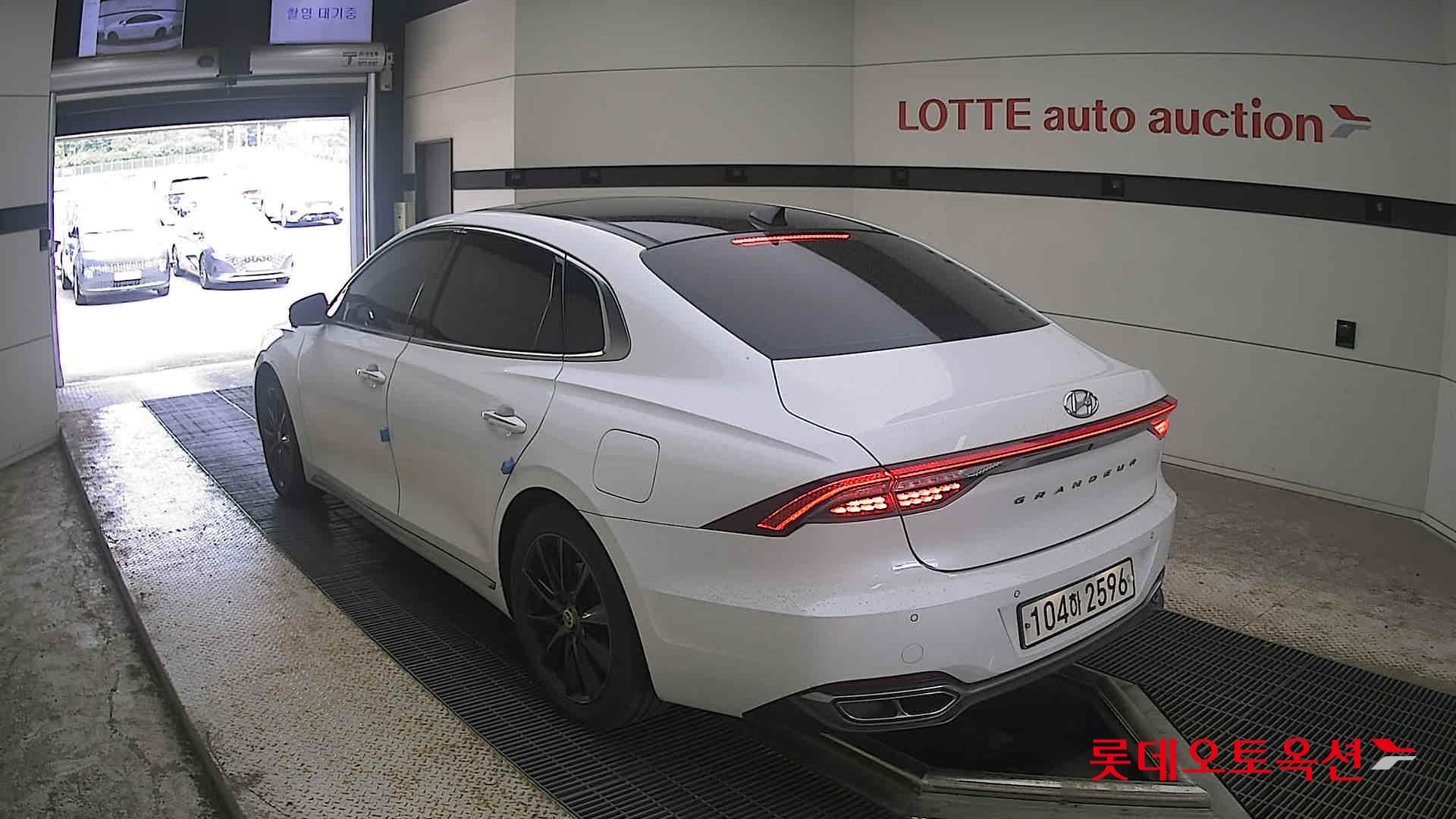 2020 - hyundai grandeur