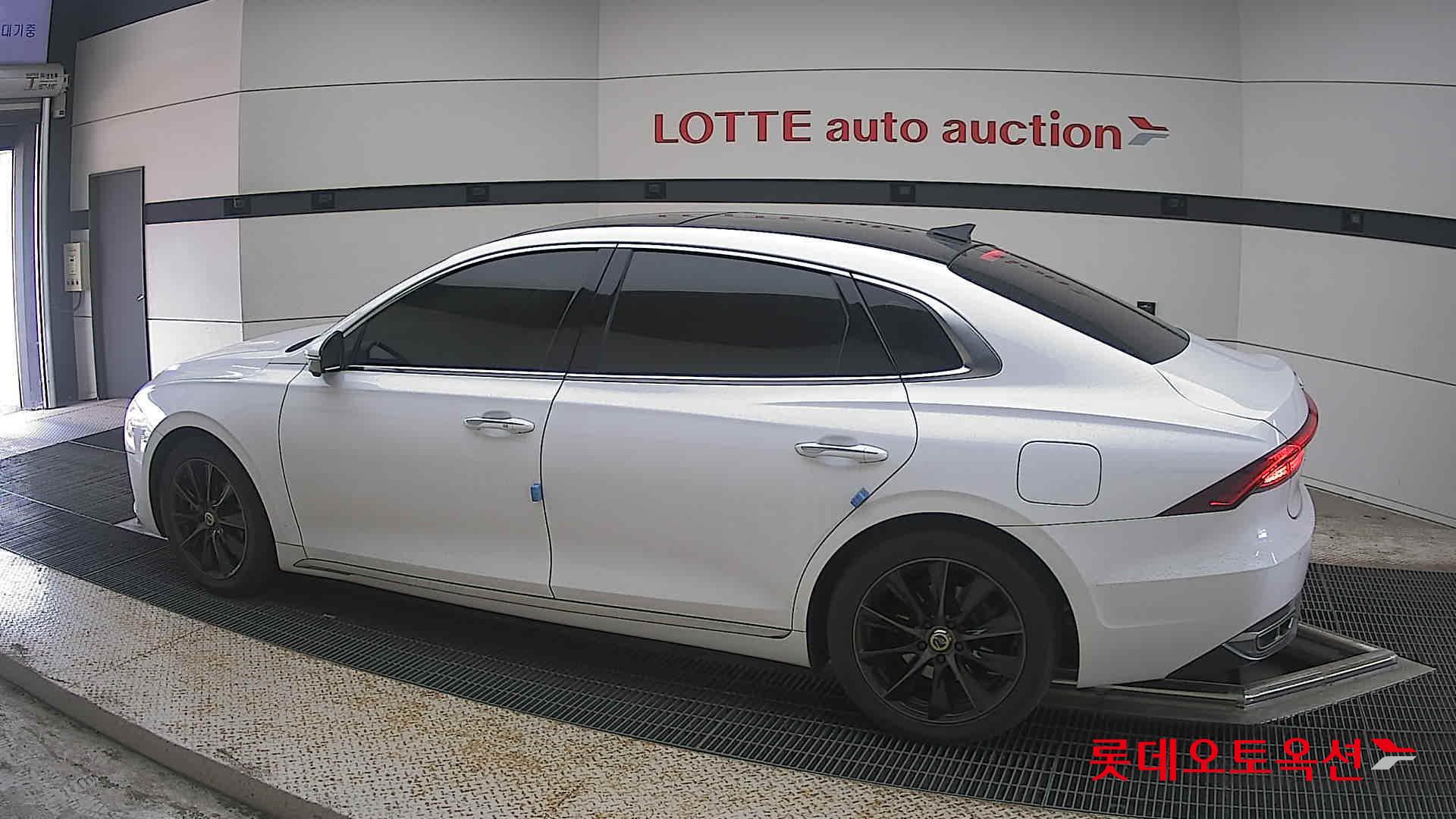2020 - hyundai grandeur