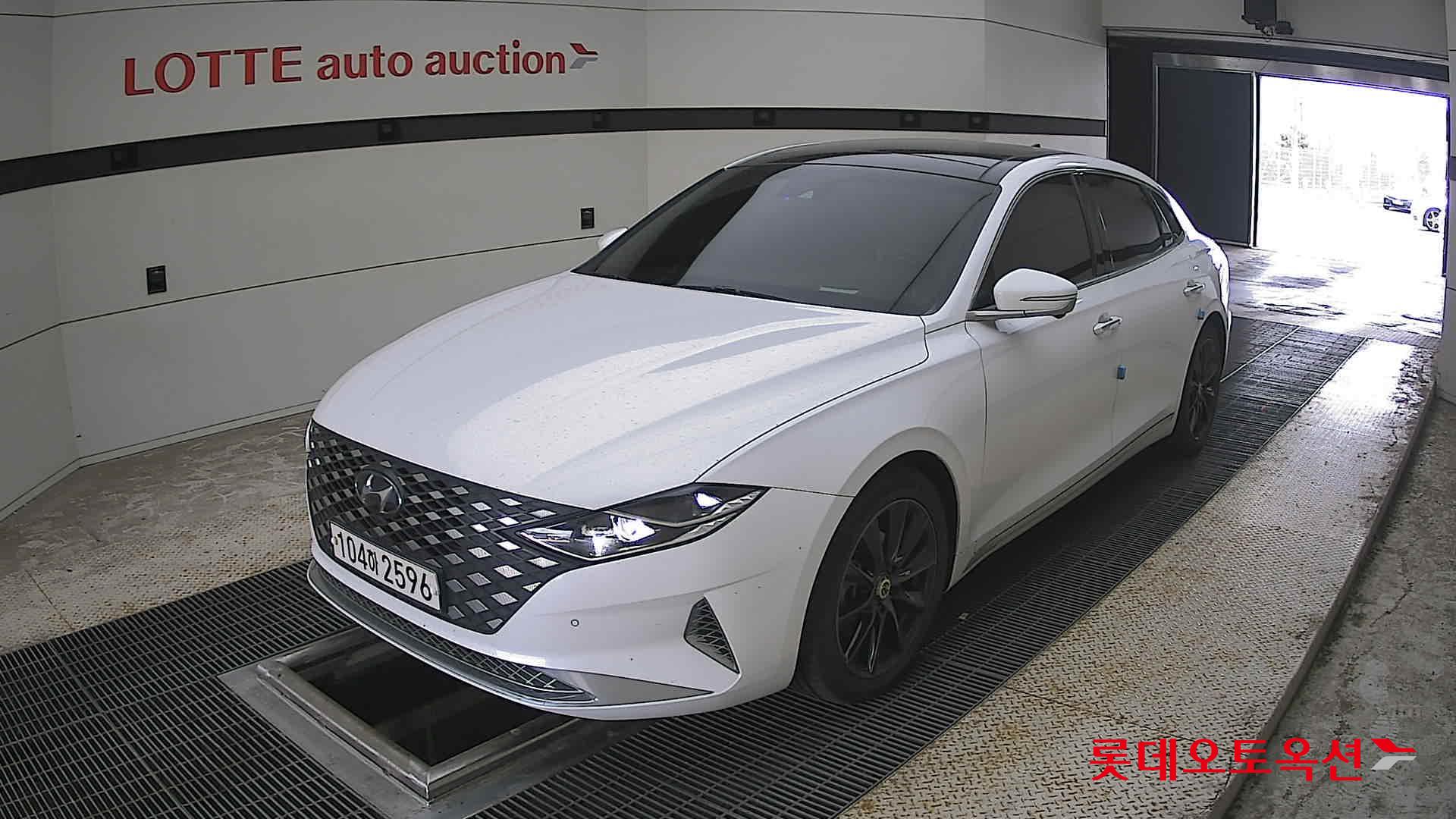 2020 - hyundai grandeur