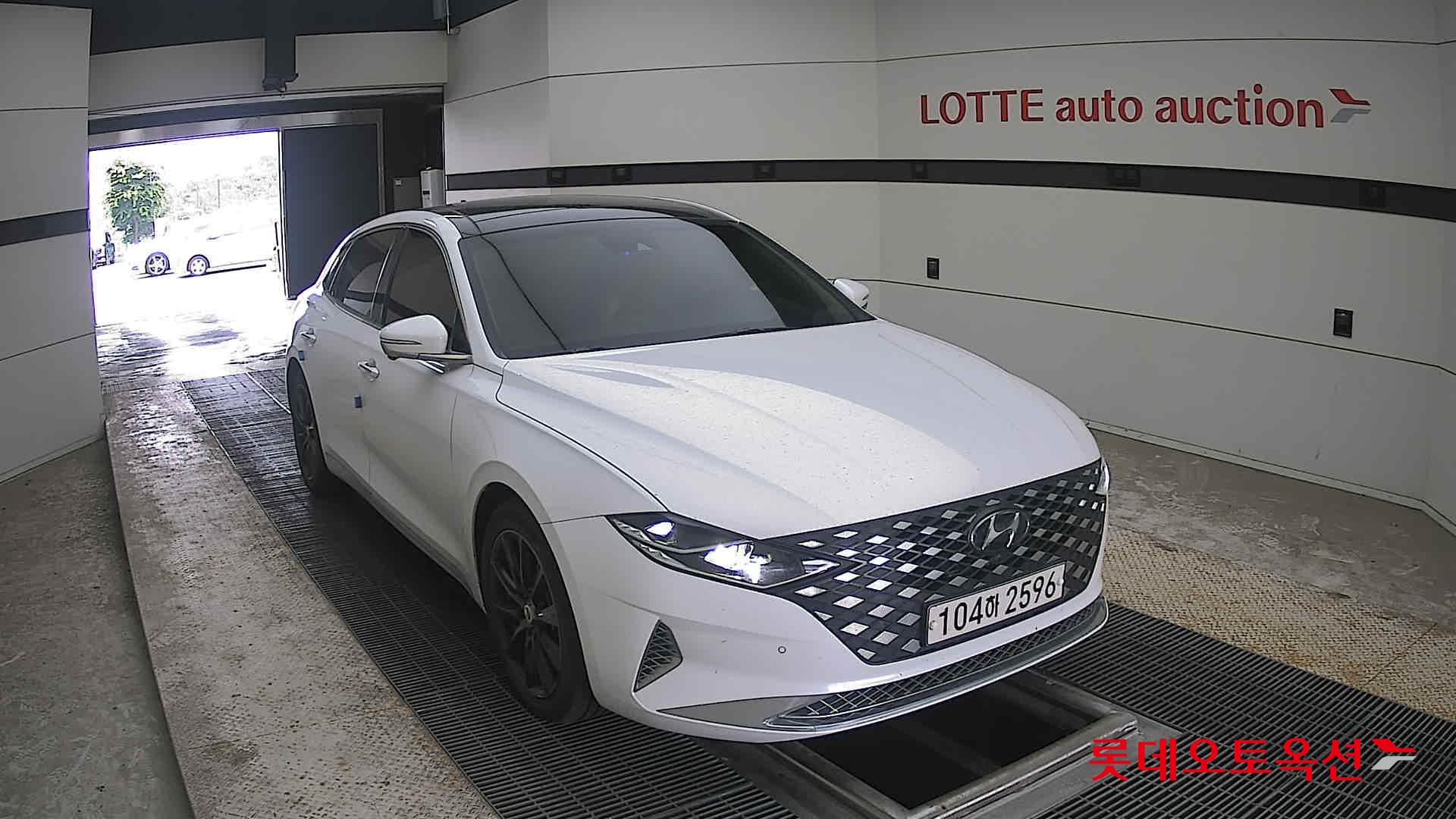 2020 - hyundai grandeur
