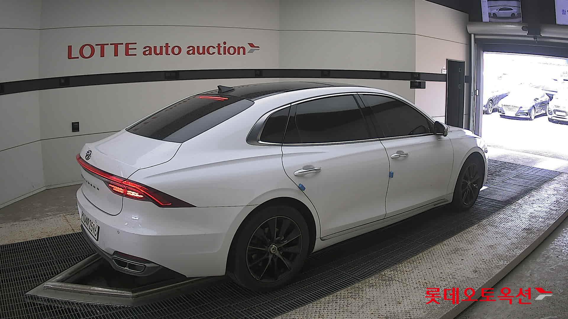2020 - hyundai grandeur