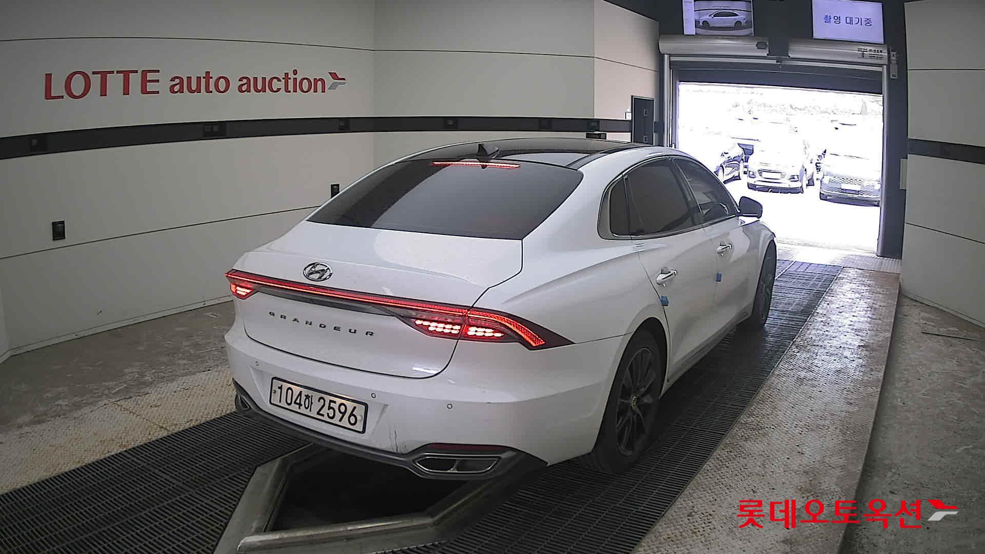 2020 - hyundai grandeur