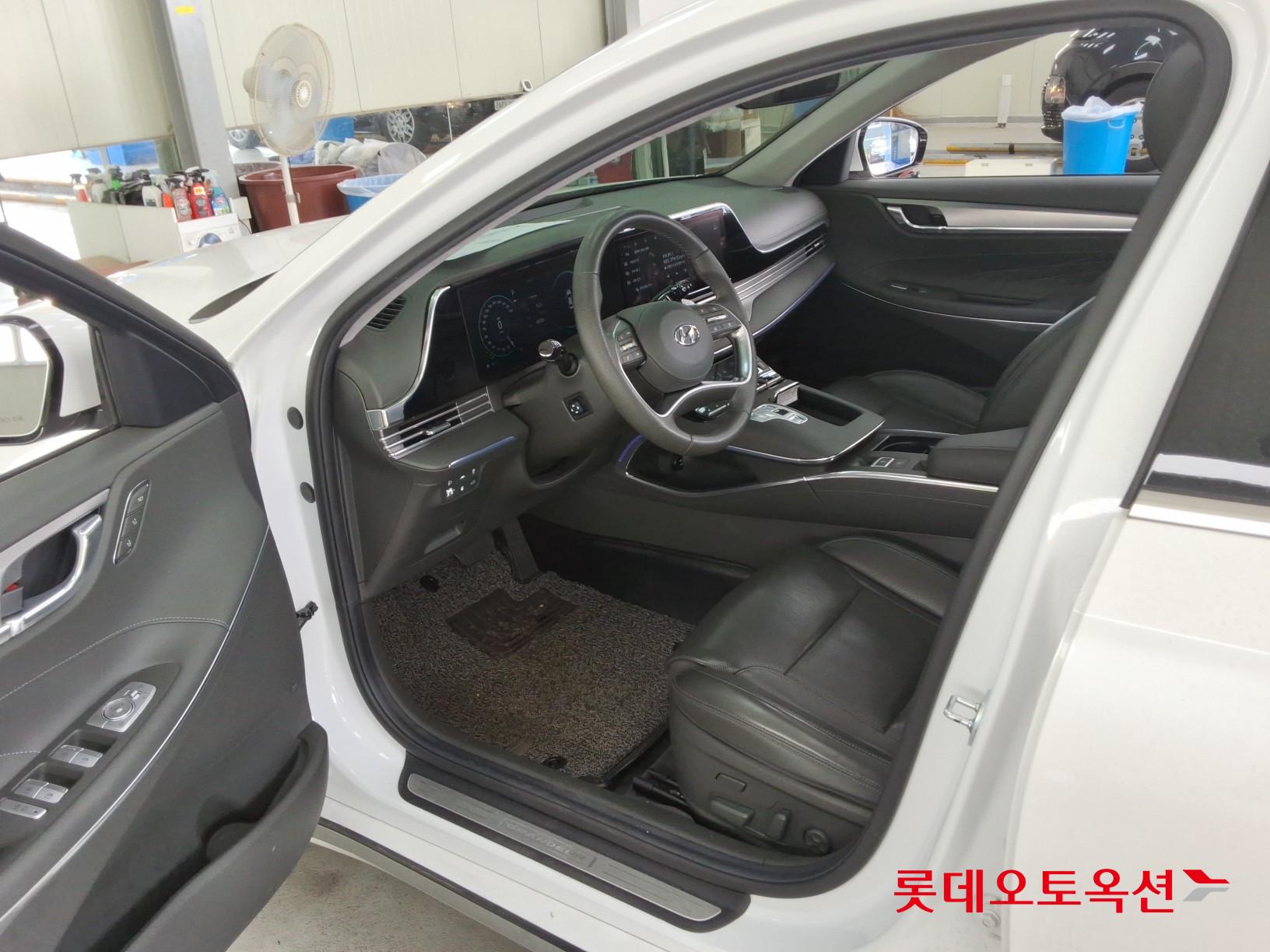 2020 - hyundai grandeur