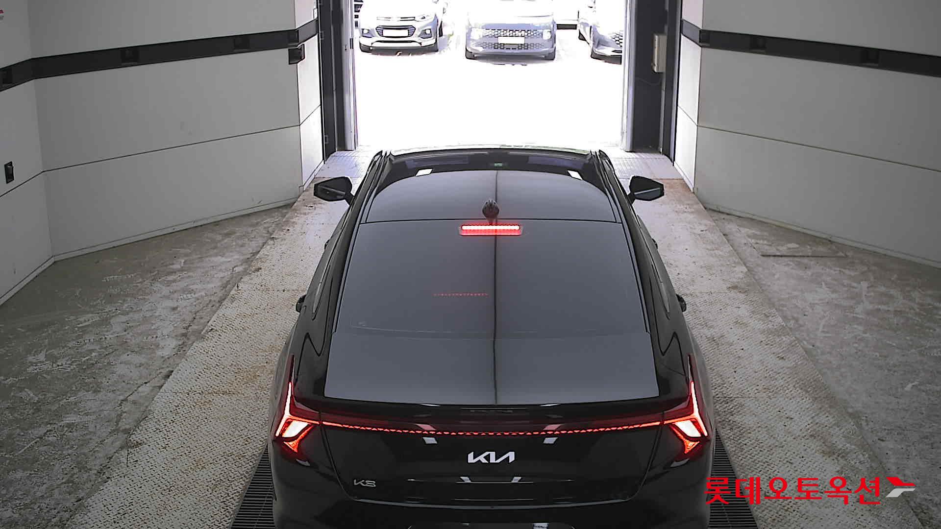 2022 - kia k8