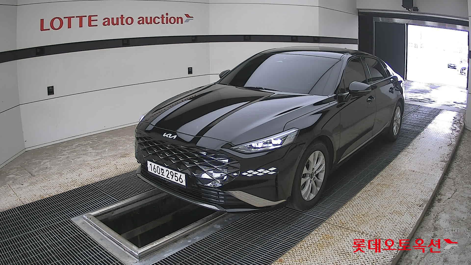 2022 - kia k8